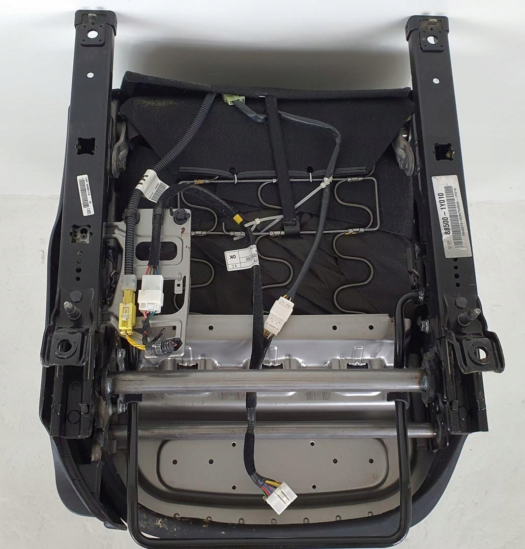 кресло передний левый kia PICANTO II 3D