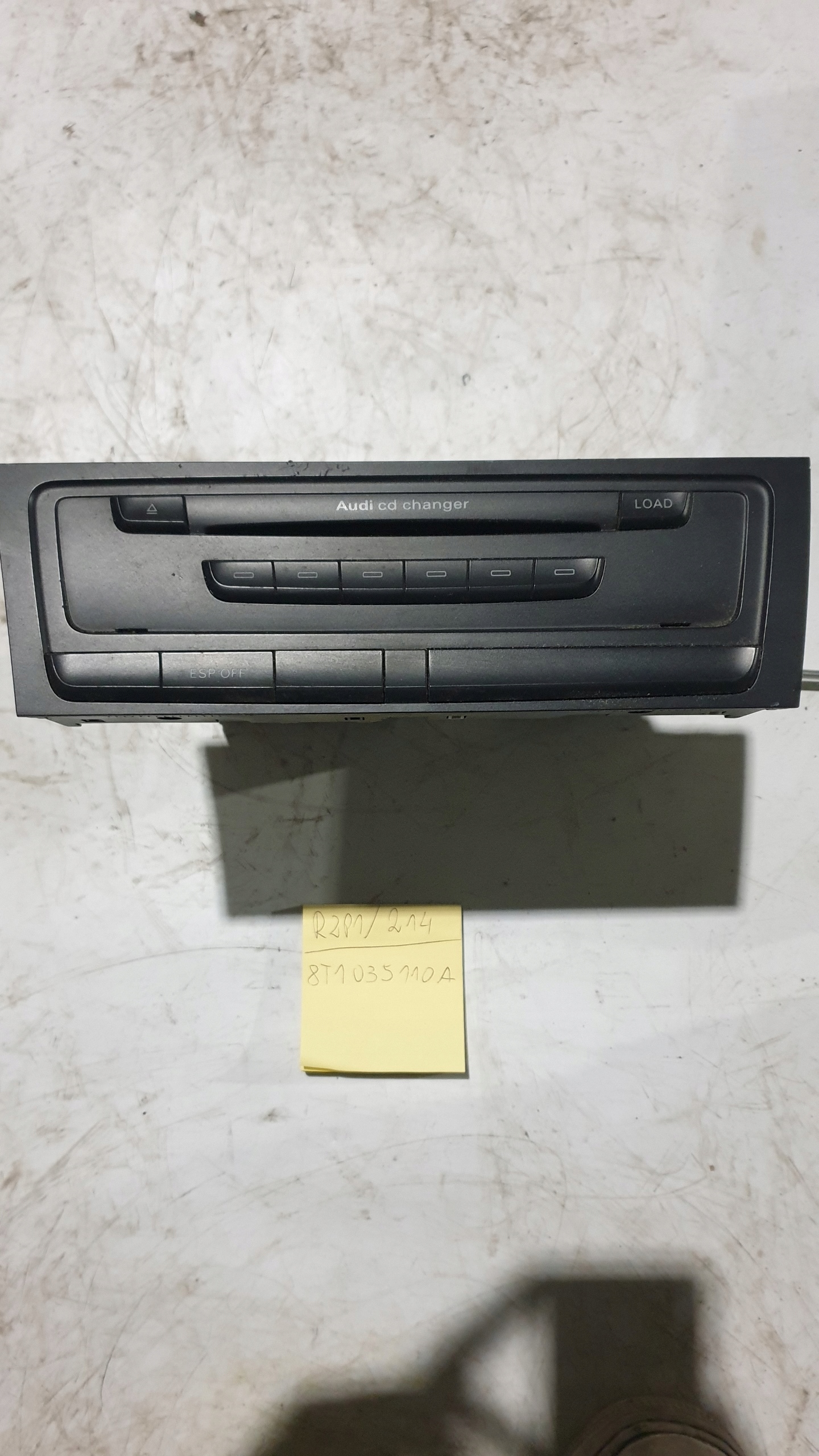 AUDI A4 B8 A5 ZMIENIARKA PŁYT CD 8T1035110A