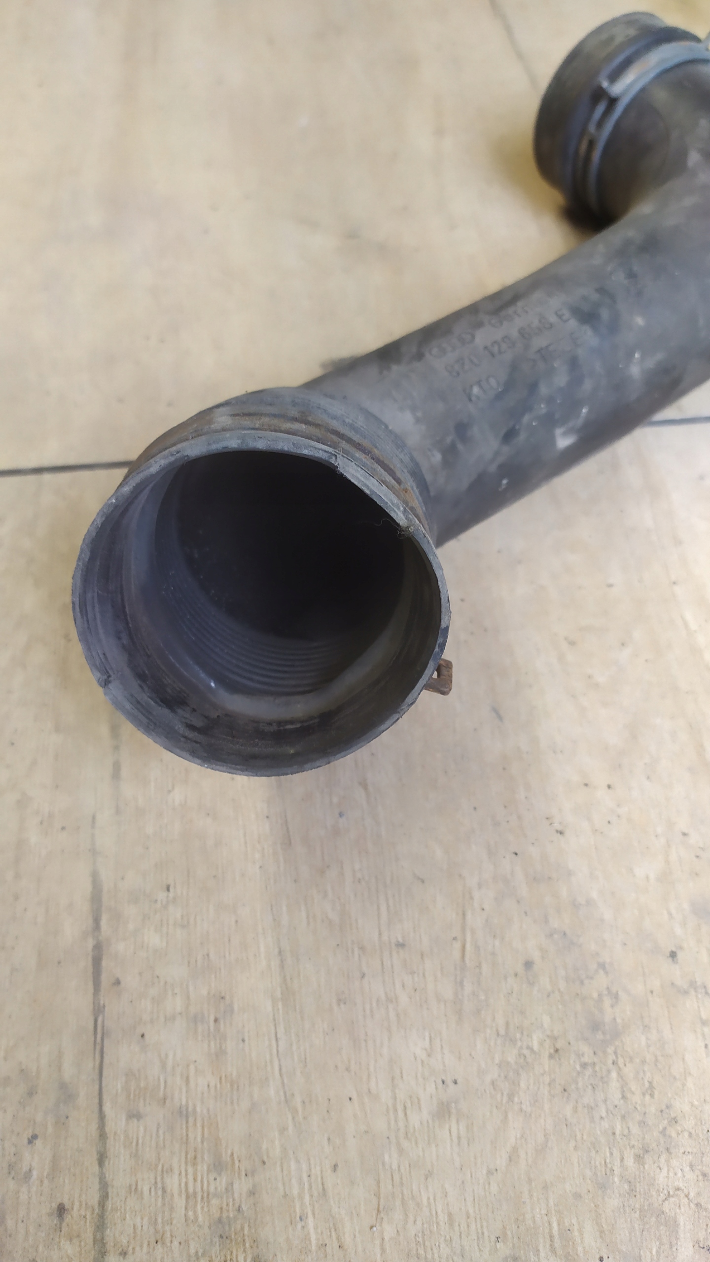 #8Z0129658E# труба впуск Воздух Audi A2 1.4 tdi