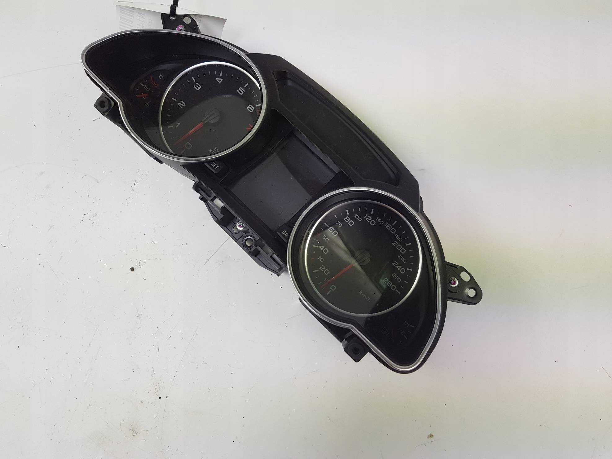 dials clock 8T0920931F AUDI A5 8TA