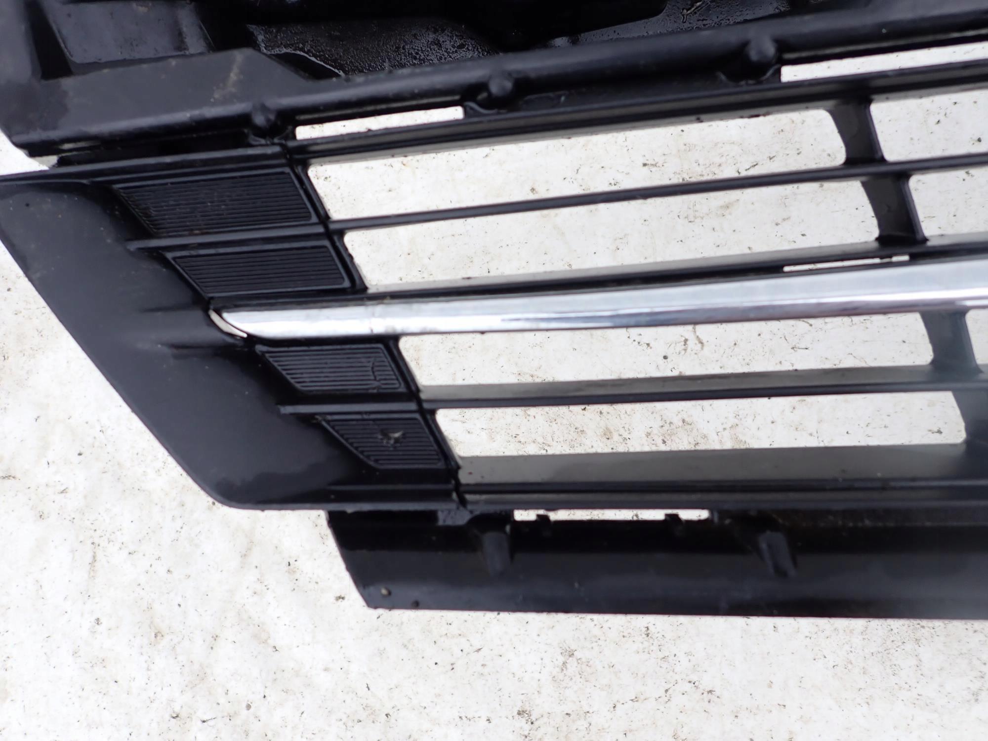 Toyota Yaris I P1 Kühlergrill FRONTGRILL Kühlergitter 531010D2205 - Thumbnail 2