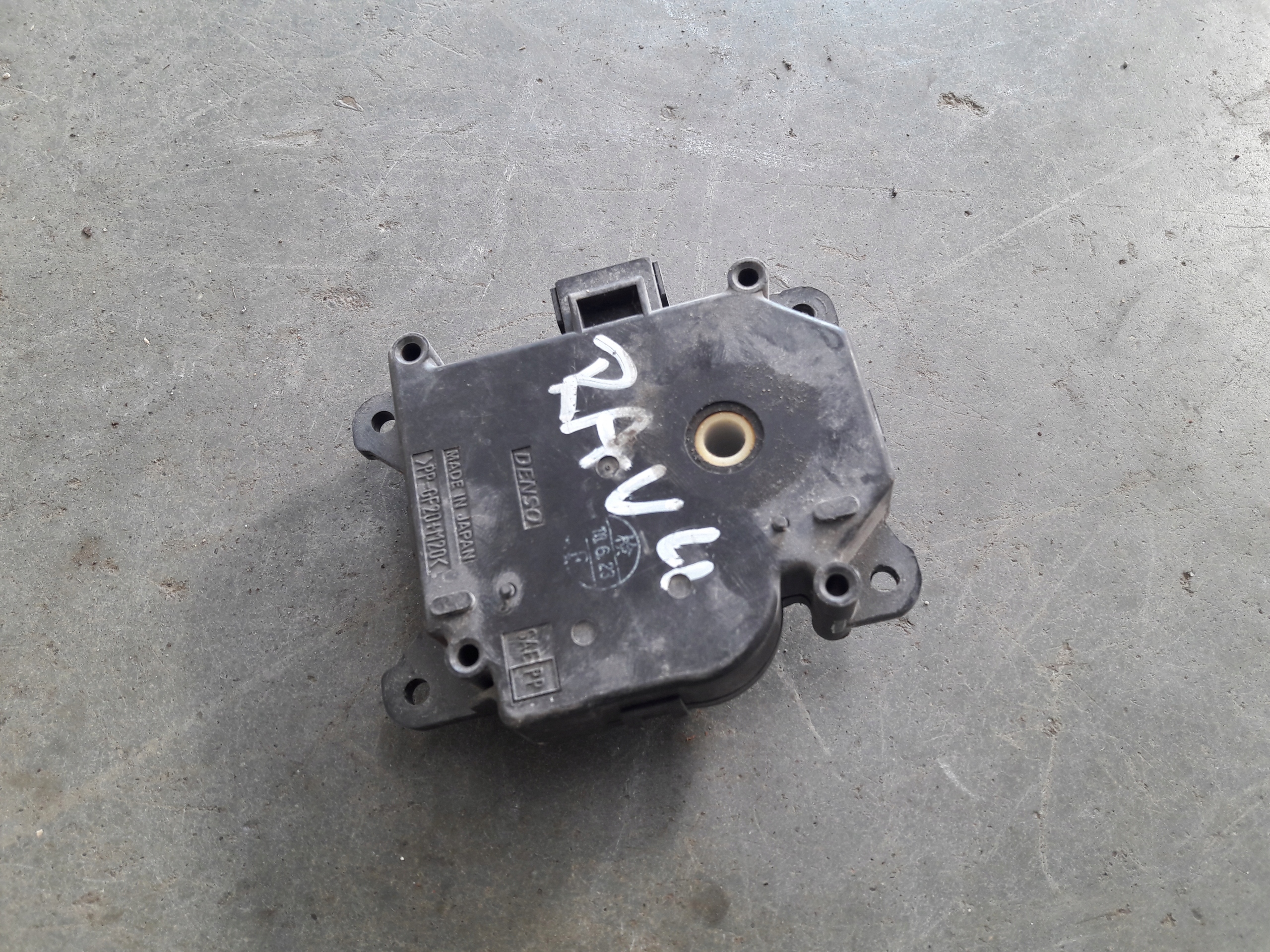 Micro moteur Bloc de chauffage complet 0637008330 RAV4 III