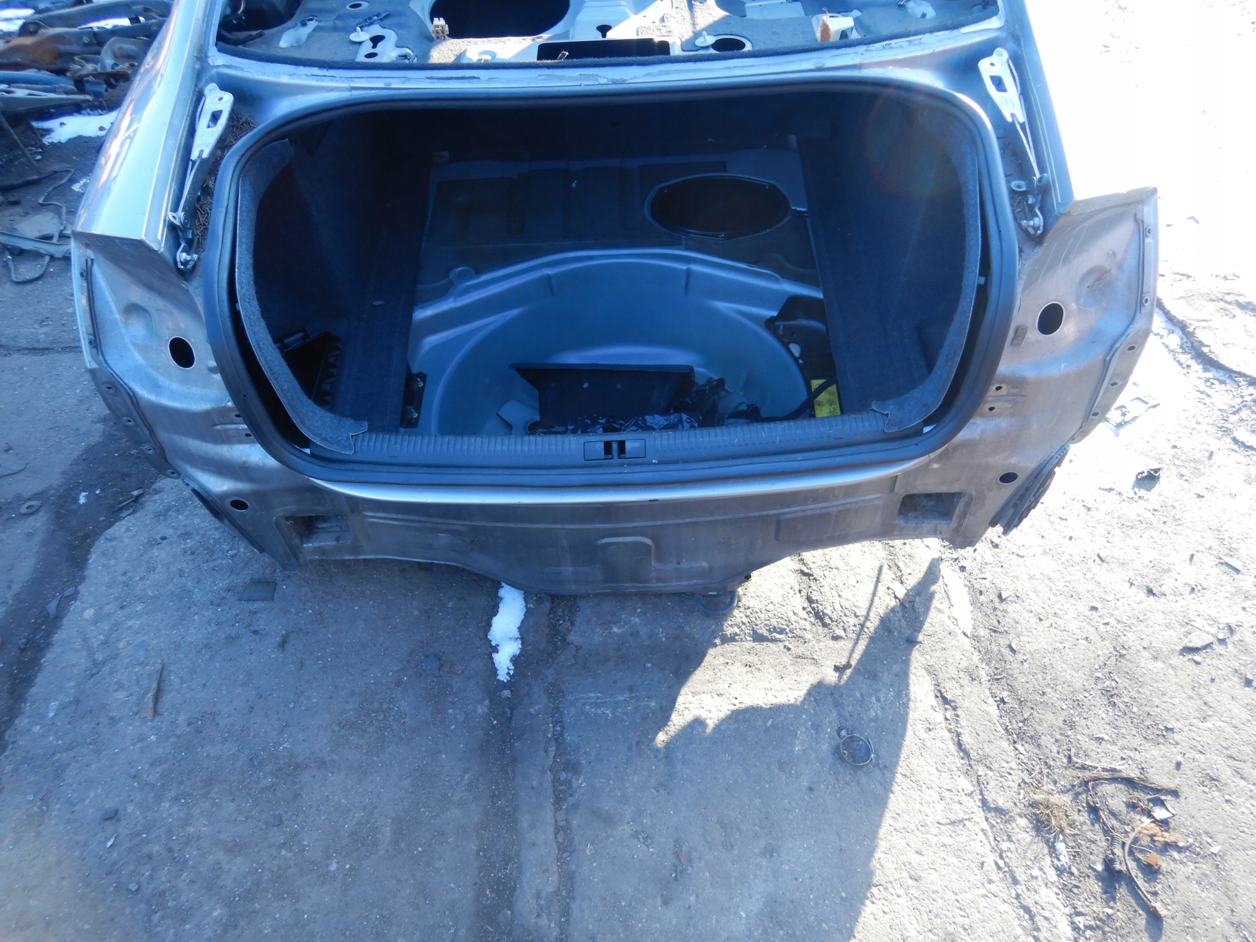 AUDI A4 B6 00-05 SEDAN PAS TYLNY TYŁ WANNA LY7Q