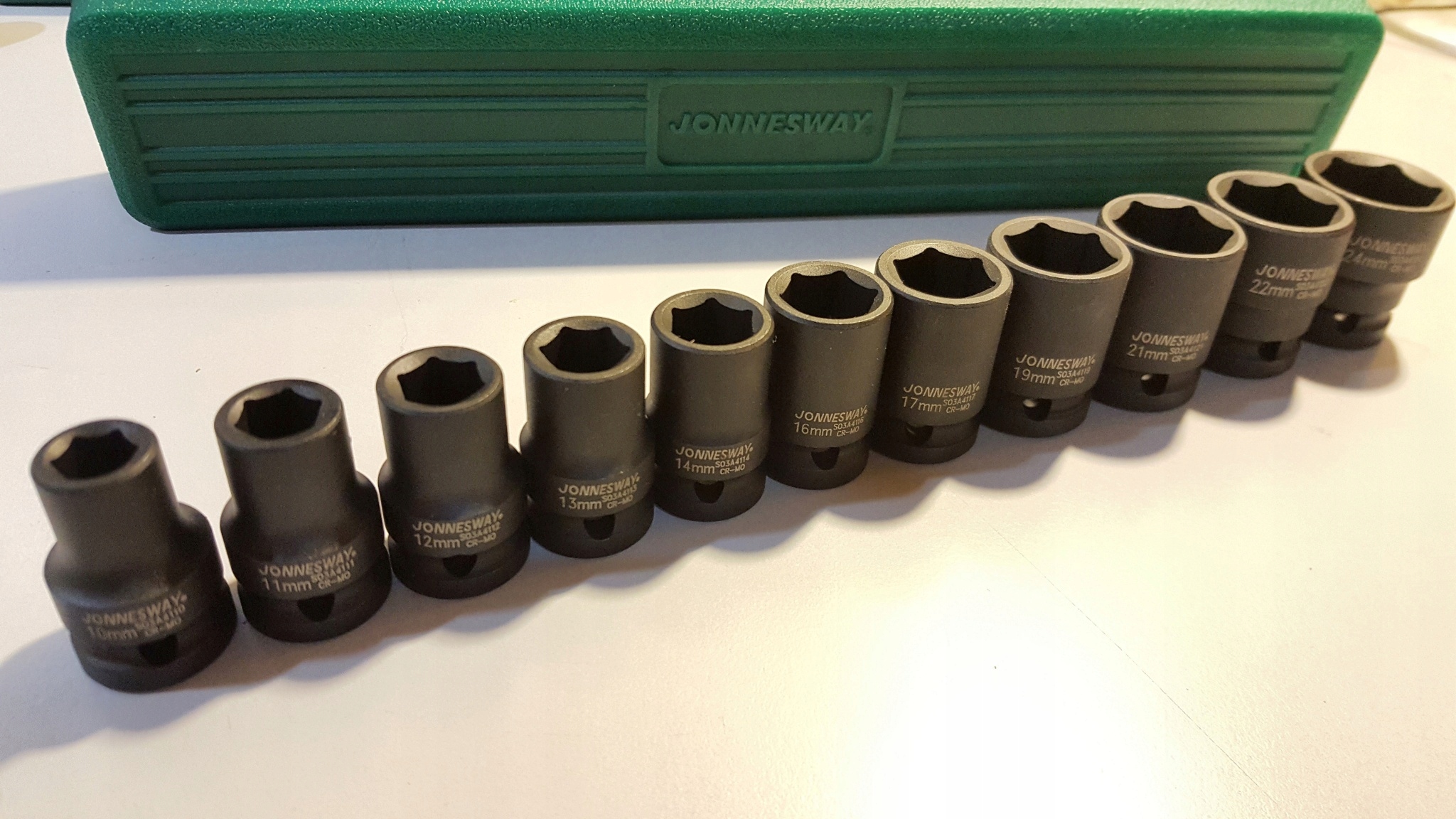 ZESTAW NASADEK UDAROWYCH KROTKICH 1 2 JONNESWAY Brand Jonnesway