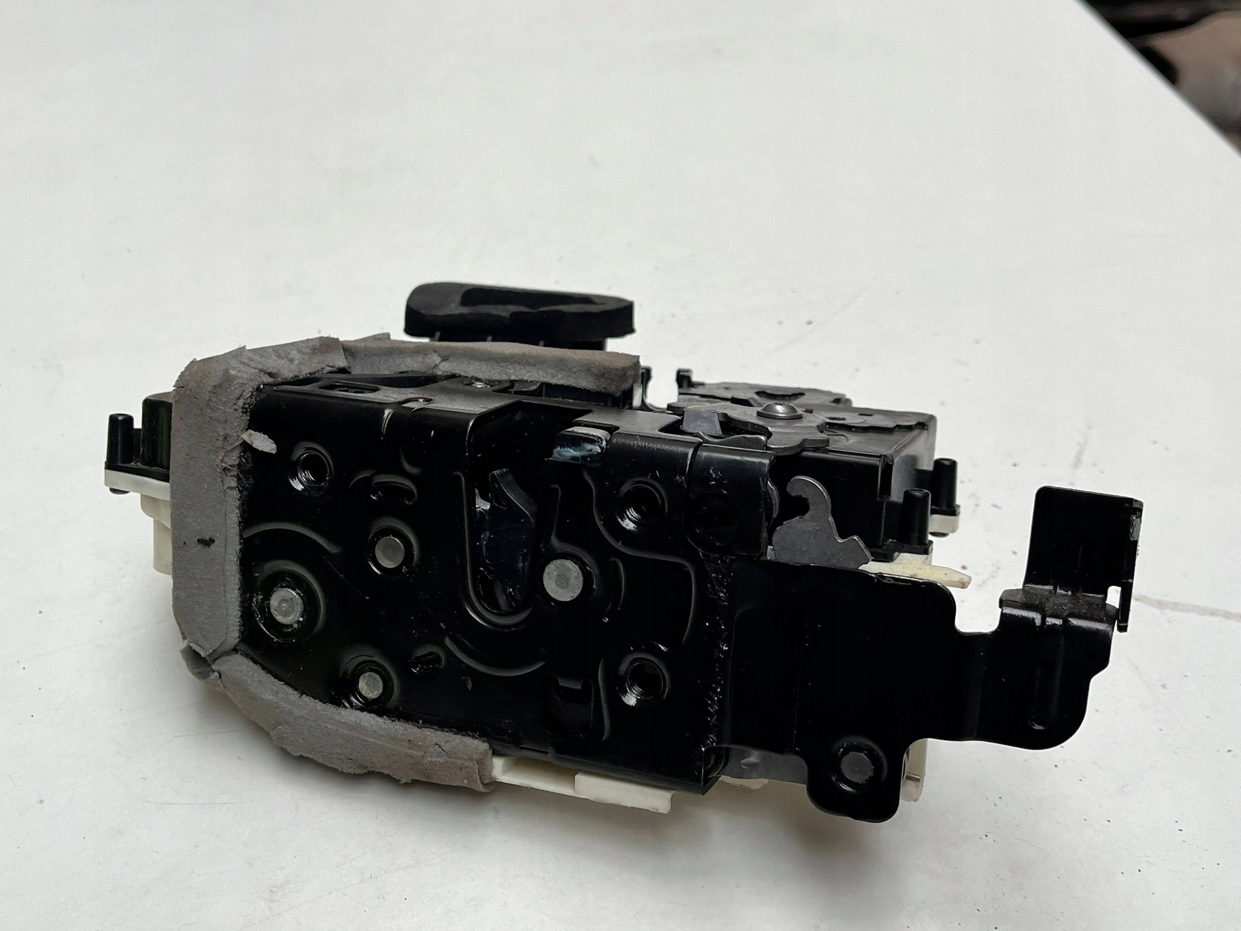 lock door przednich Audi A6 S6 C8 4K 4K1837015K !J