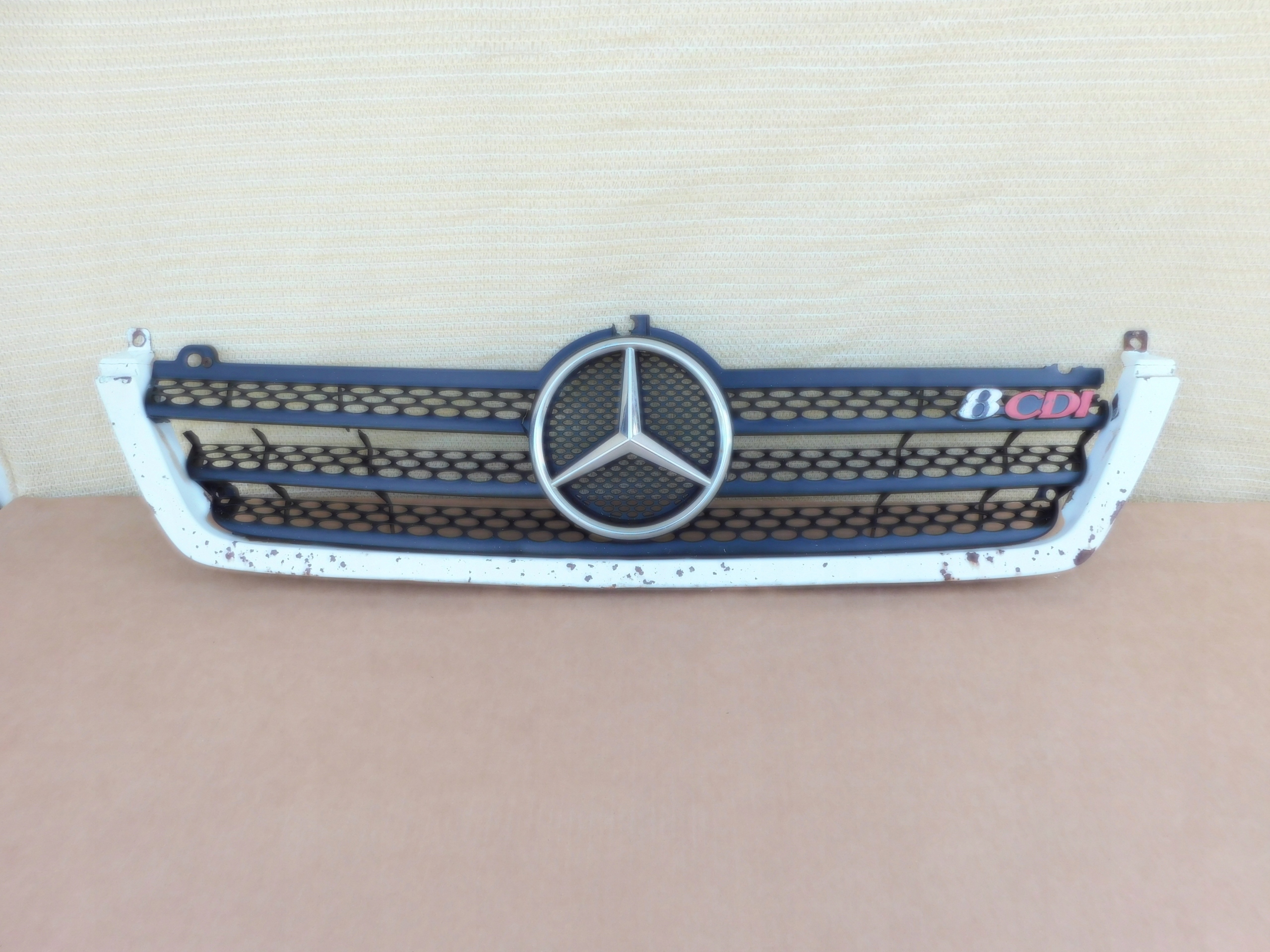 front PREKLADgrill front Mercedes Sprinter CDI 2000-2006 damaged for sztuke