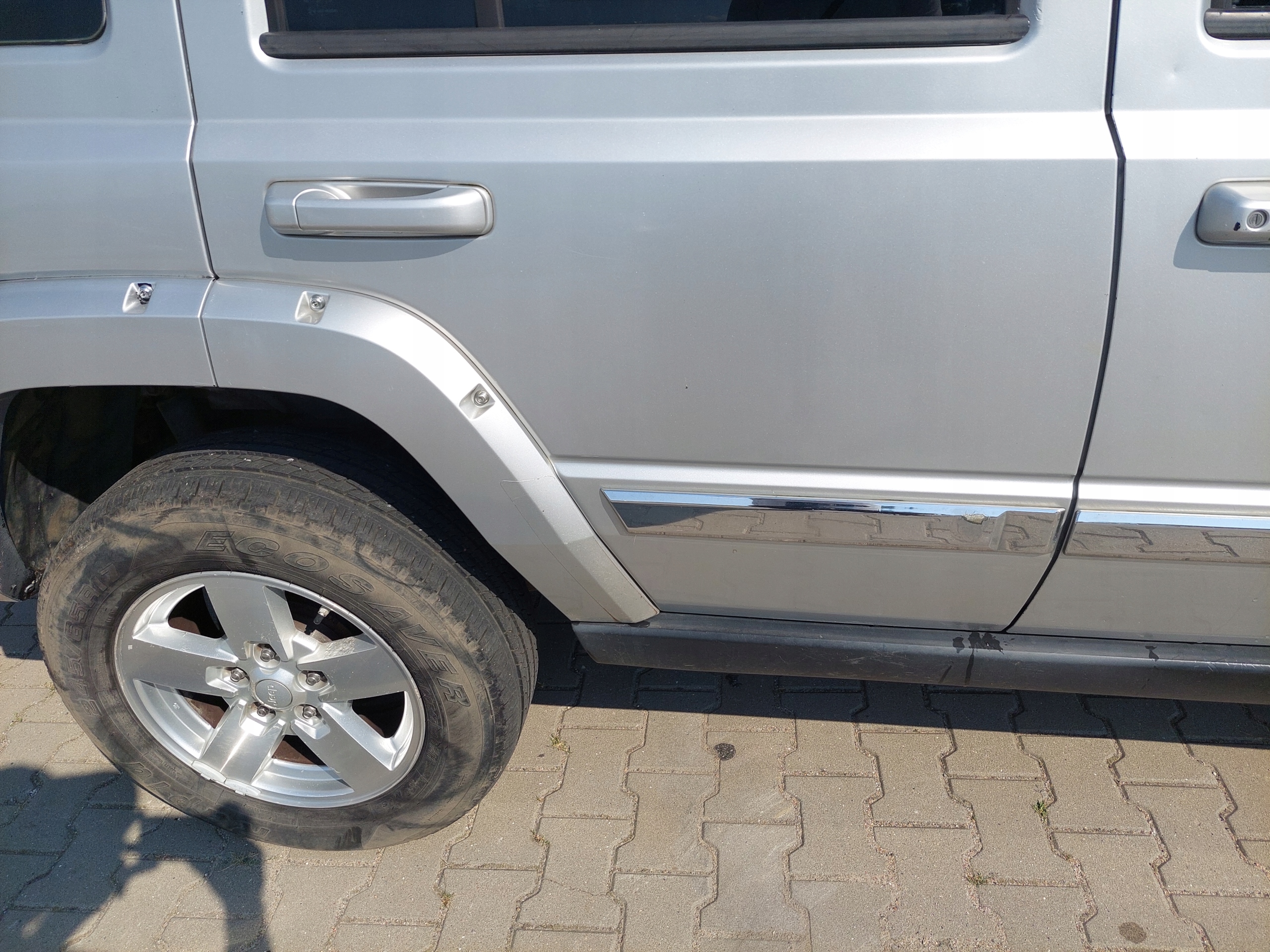 door rear part rear. right left JEEP COMMANDER