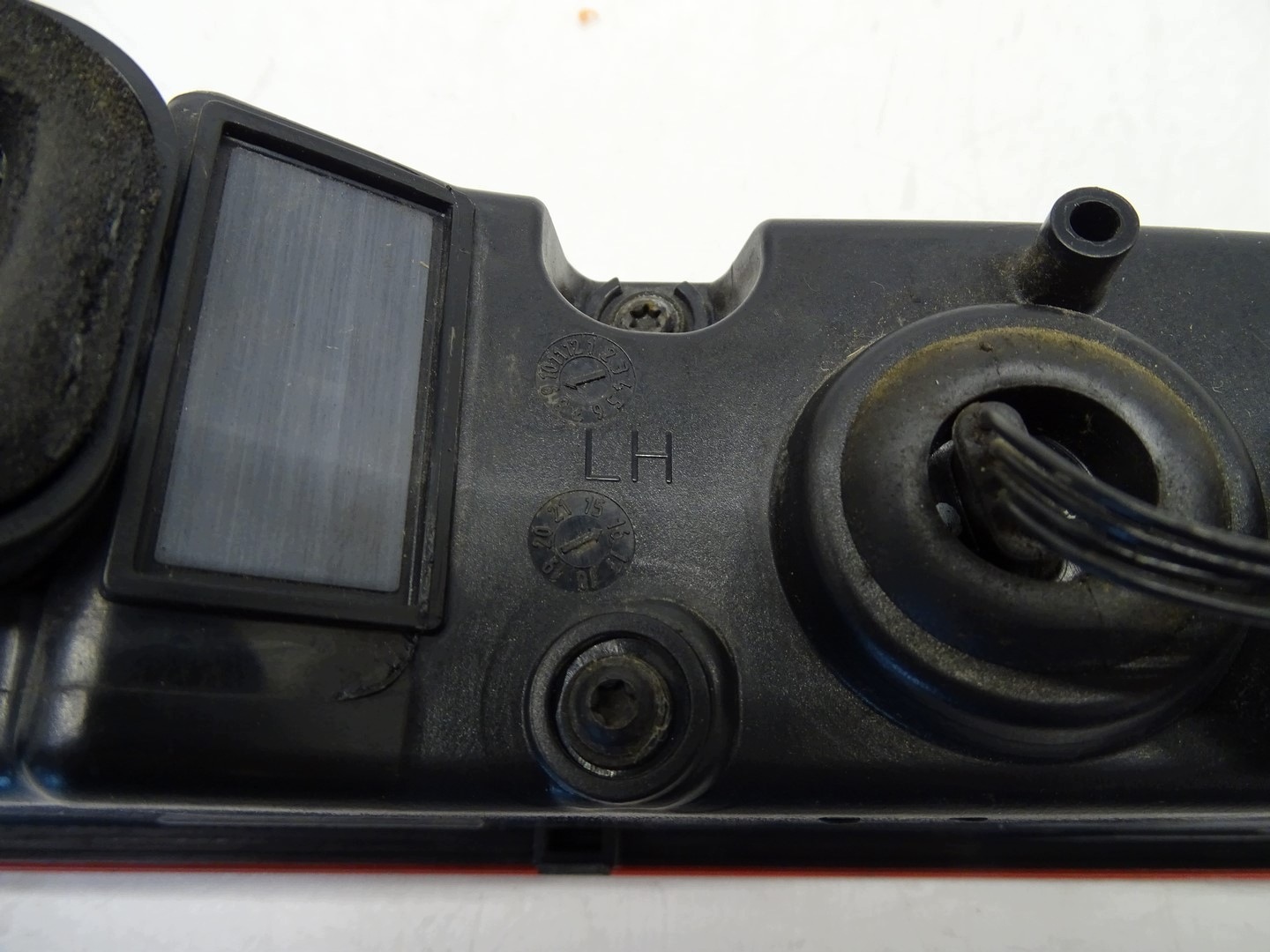 light left rear part left rear JAGUAR F-PACE X761 HK83-13405-AD