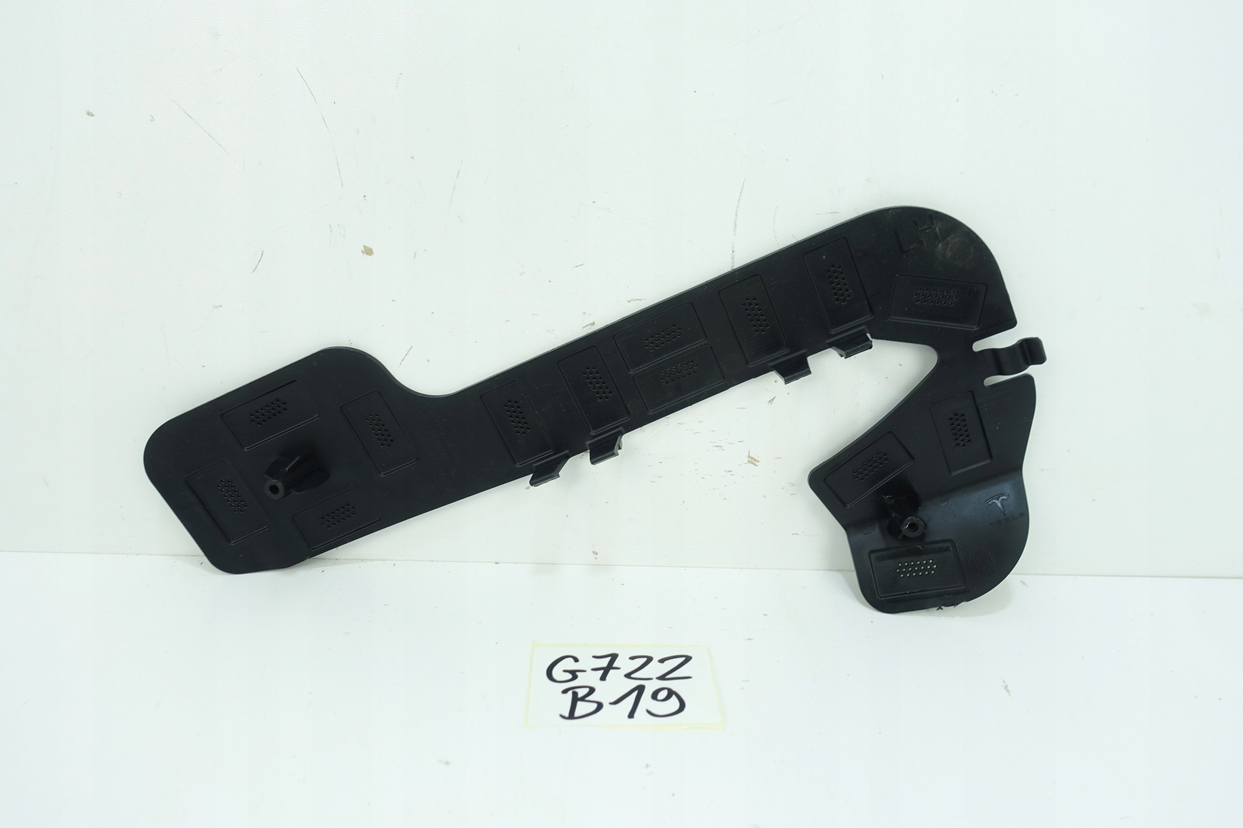 TESLA MODEL 3 2017- support holder fog lights left front 1089447-00-B