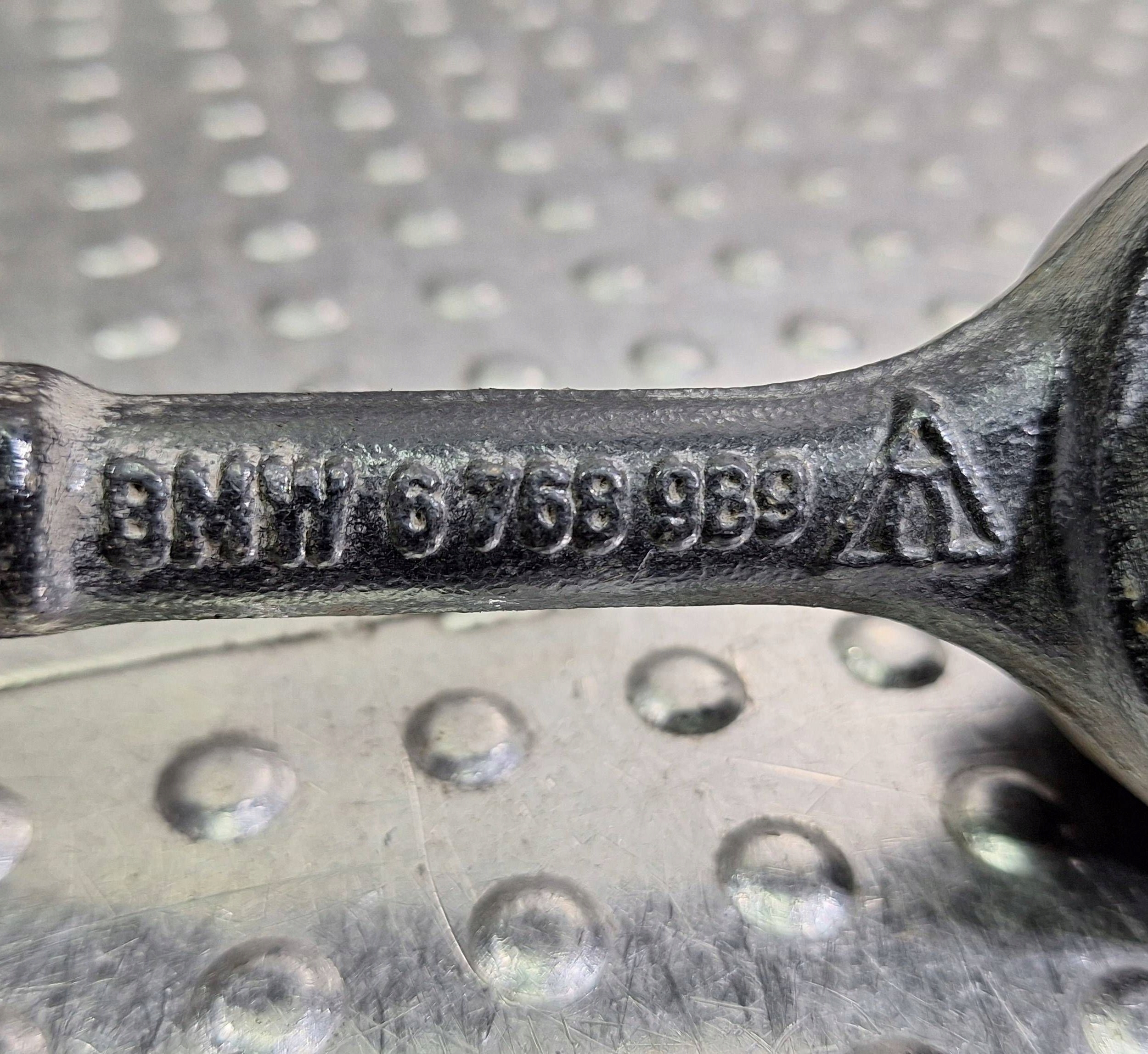 rameno levý pravý předek 6768989 BMW X1 E84 E90 E91 E92 E93 X