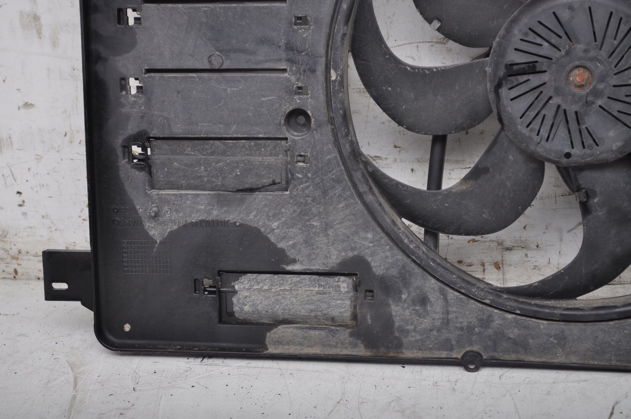 VOLVO S60 II WENTYLATOR 6G91-8C607-MG 940011200 Numer katalogowy części 6G91-8C607-MG      940011200