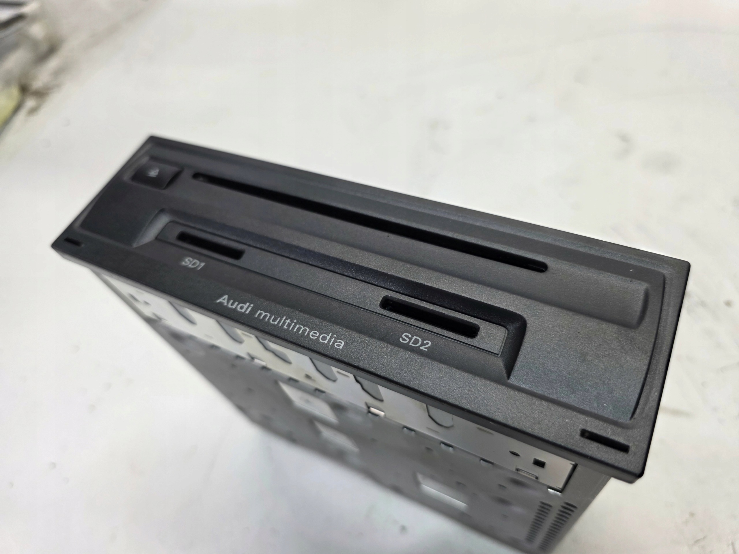 JEDNOSTKA MMI card reader SD AUDI A6 C6 LIFT A8 D3 Q7 4E0035666C