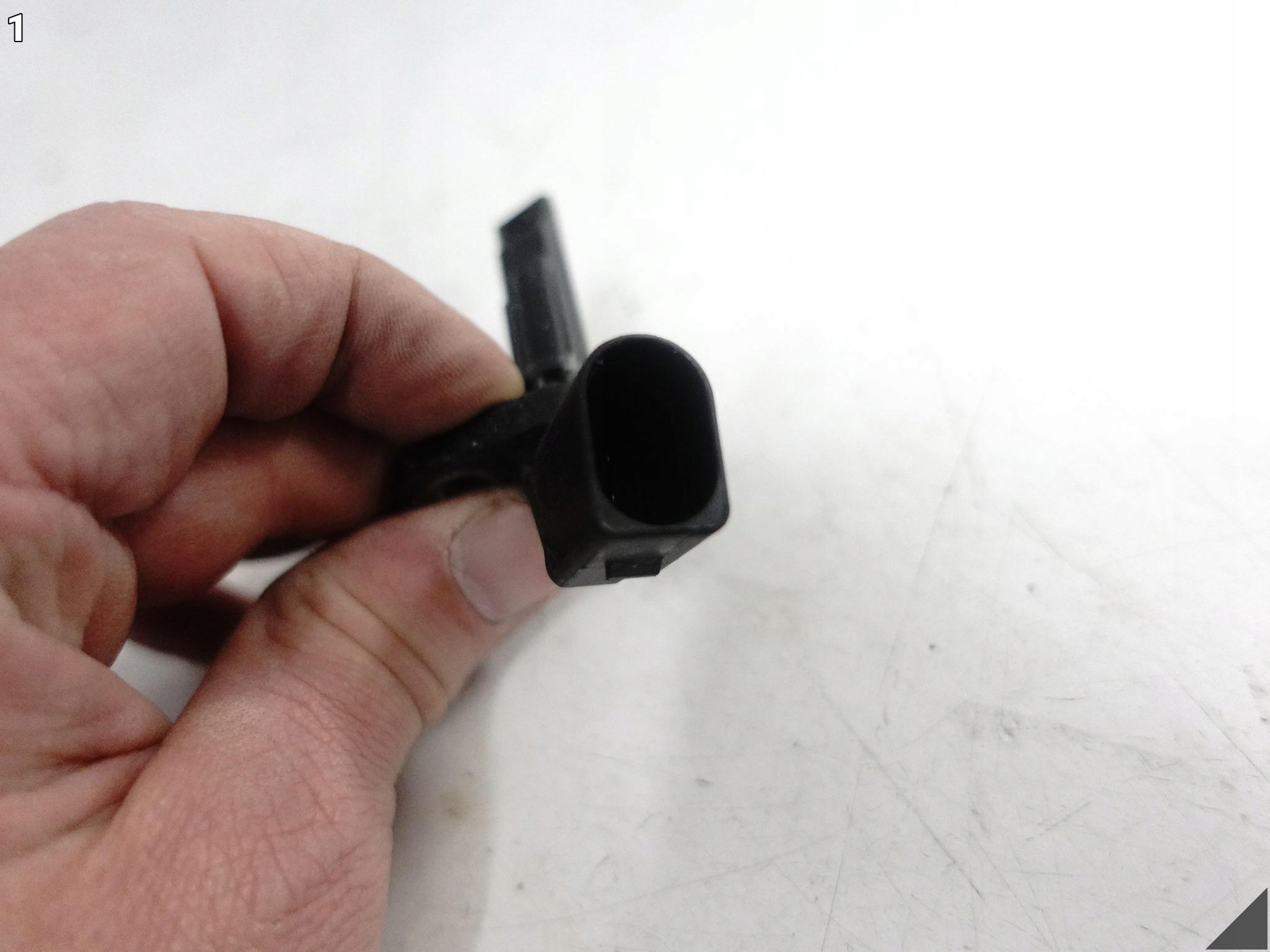AUDI A7 S7 4G8 A6 S6 4G0 C7 A5 S5 8T0 A4 S4 8K0 sensor PREDKOSCI ABS left