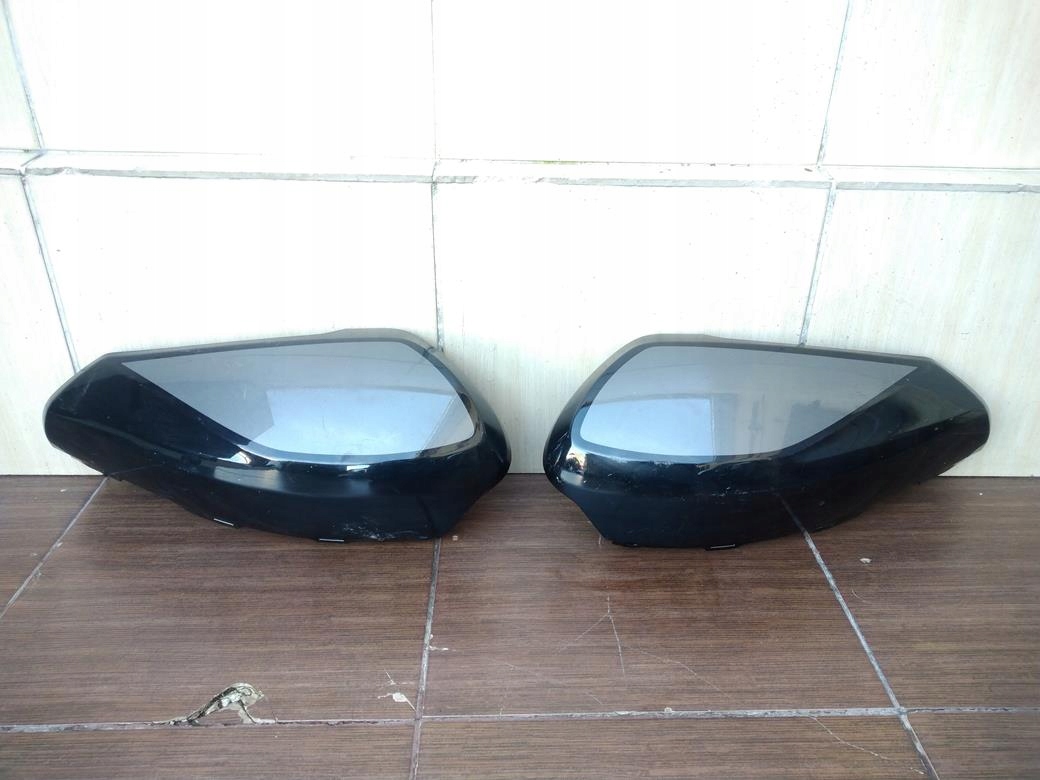 00000000000 - Кришка капота Баку мотоцикла INDIAN FTR 1200S 19r