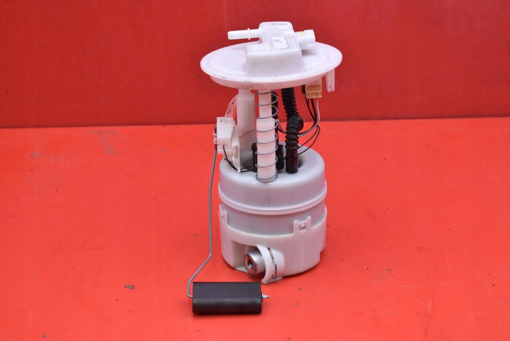 pump feed pump NISSAN NOTE E11 1.4 16V 88KM LIFT 09-14