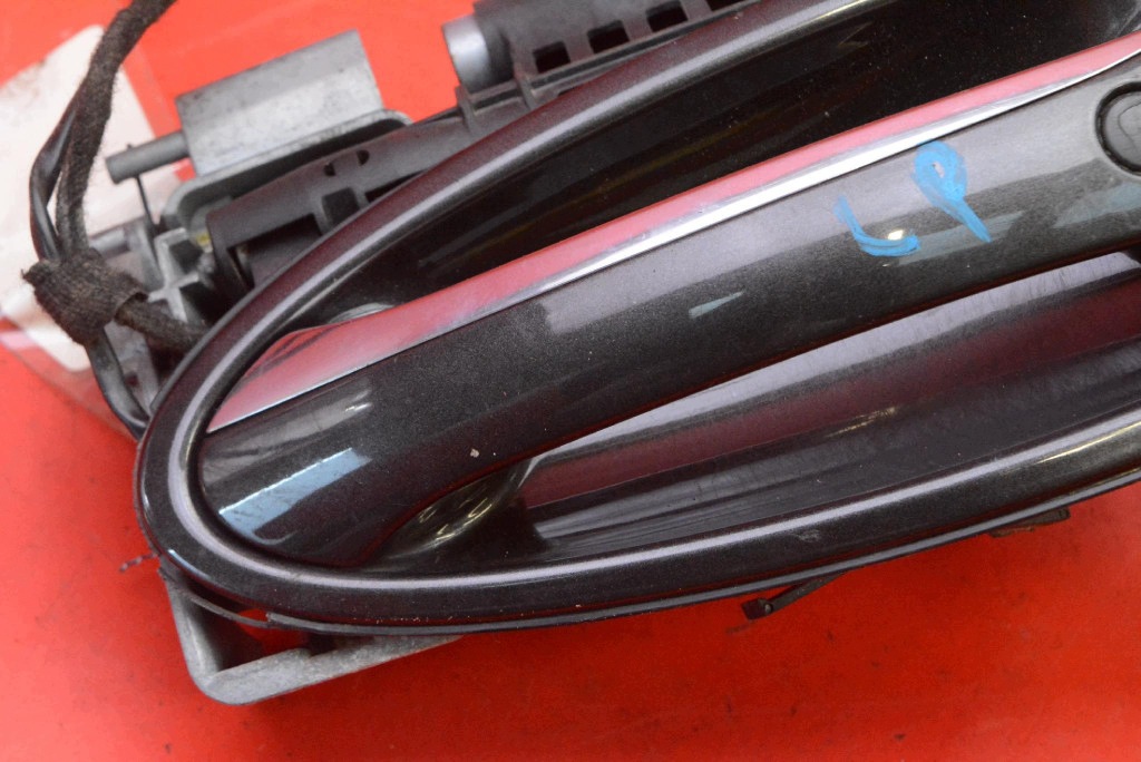 handle left front front LM9Z 97053706300 PORSCHE PANAMERA 970 09-13