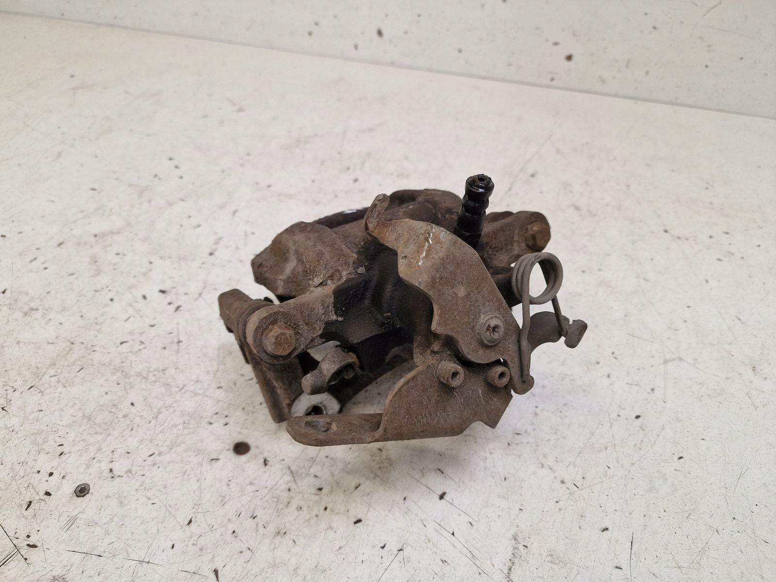 caliper rear part rear left Ford Transit Custom 2,2 TDCI