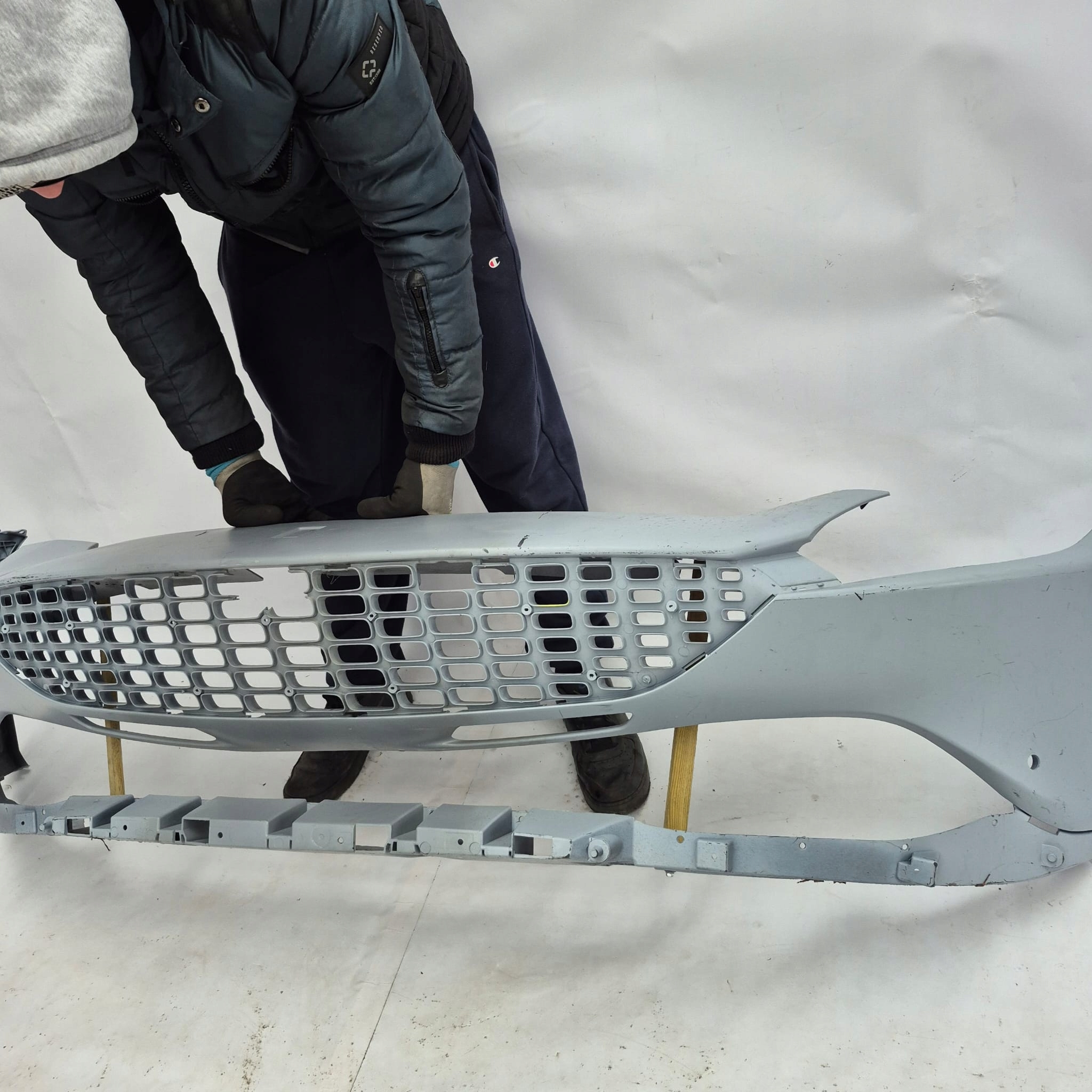 FERRARI ROMA F169 20- bumper front front PDC 000939680