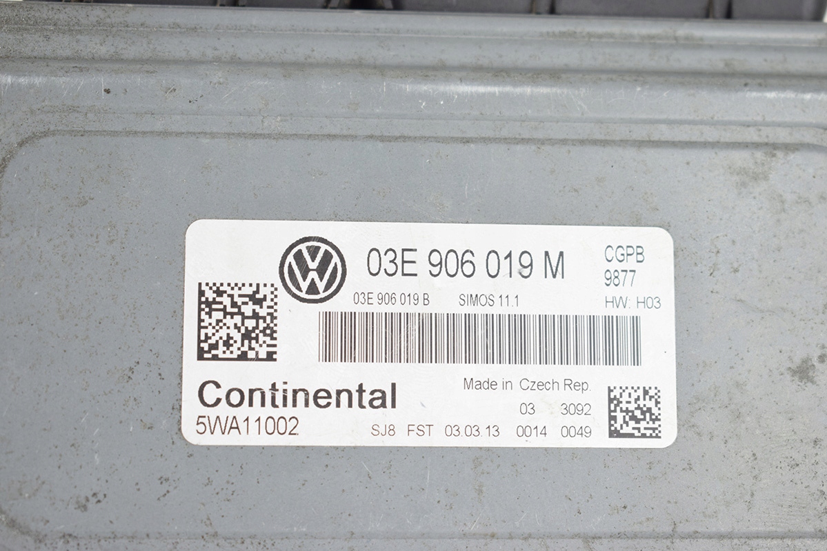 computer control unit VW POLO V 03E906019M