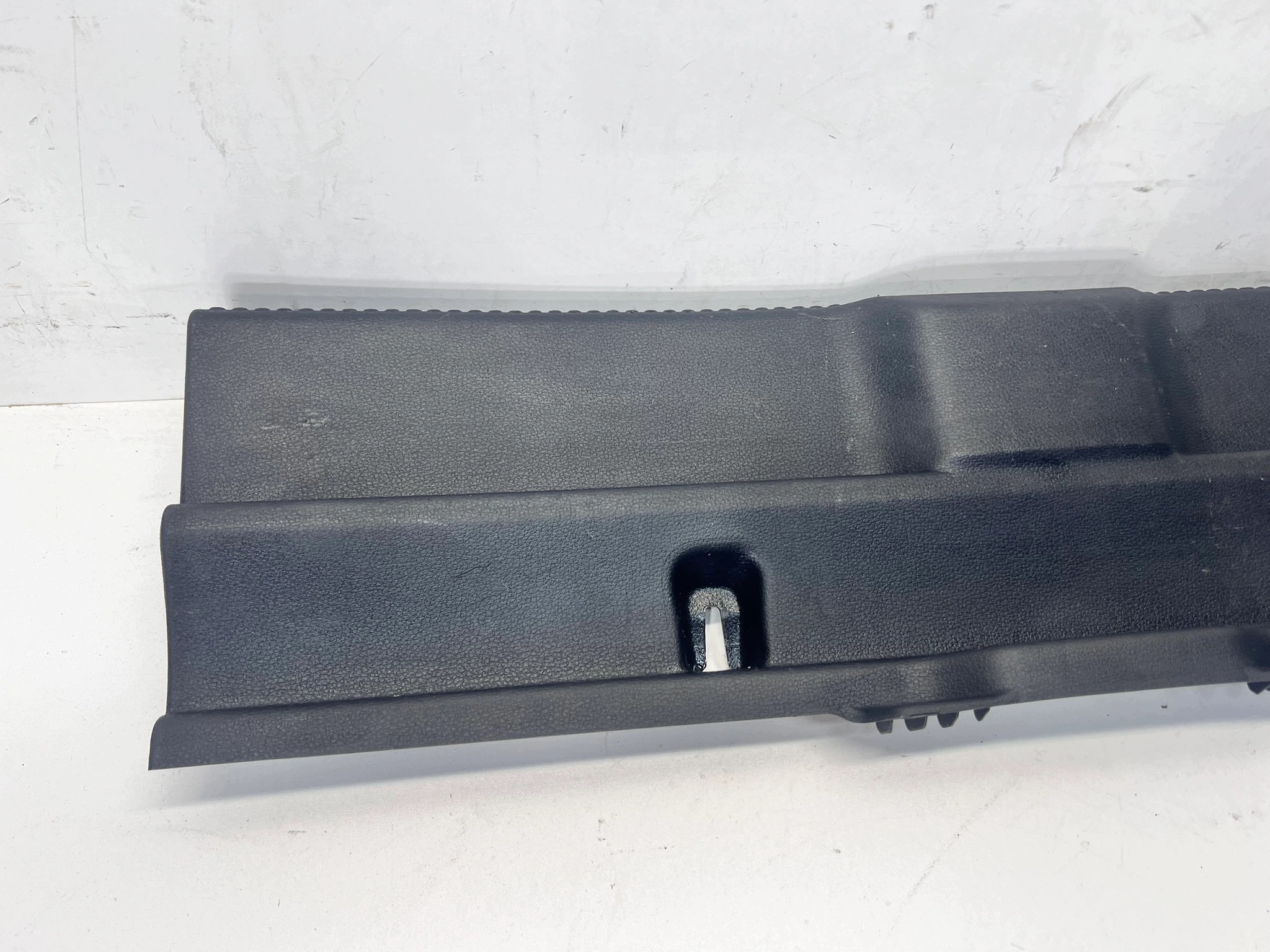 cap supports rear part AUDI A3 8V 3 door 8V3863471D