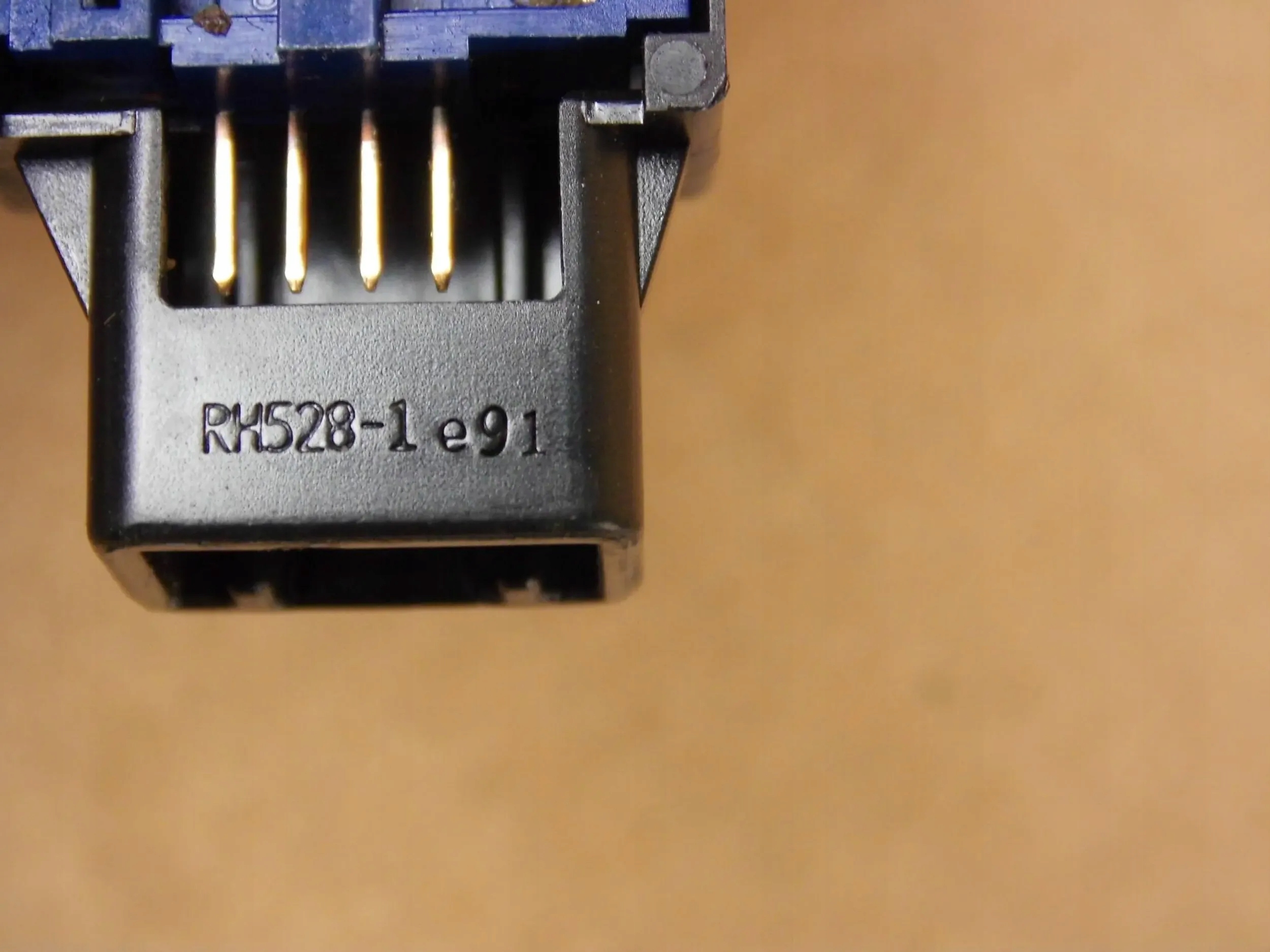 Toyota Yaris III button switch trybu running ECO MODE 87290-0D060