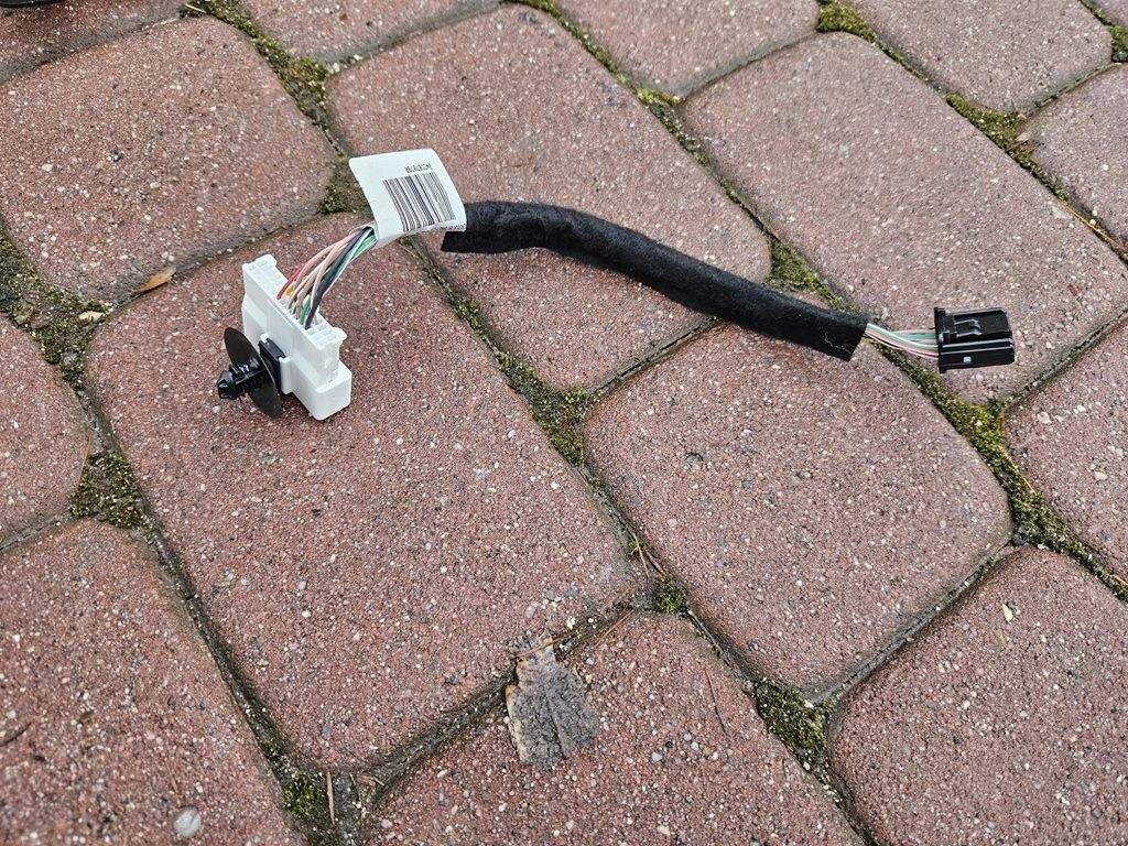 wiring bundle bonnet boot przycisku Renault Zoe 240167879R