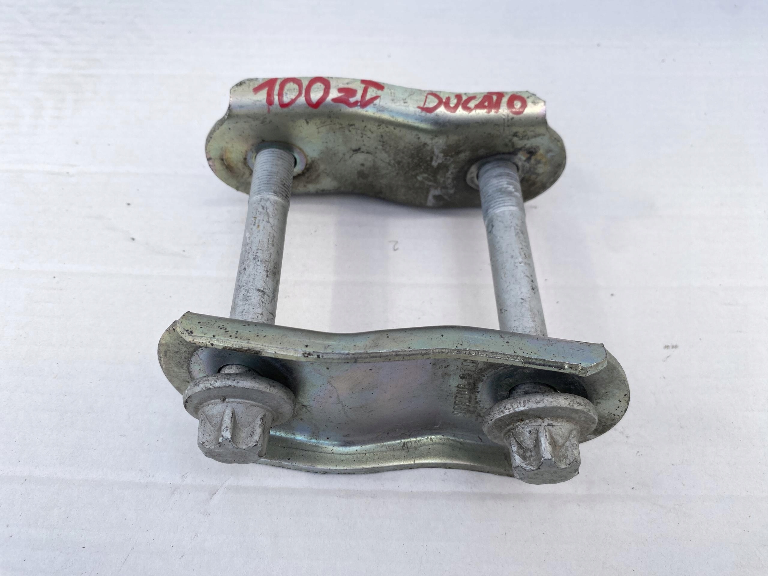 DUCATO BOXER JUMPER 14- Support Support plaque Arrière RESORA 1384062080