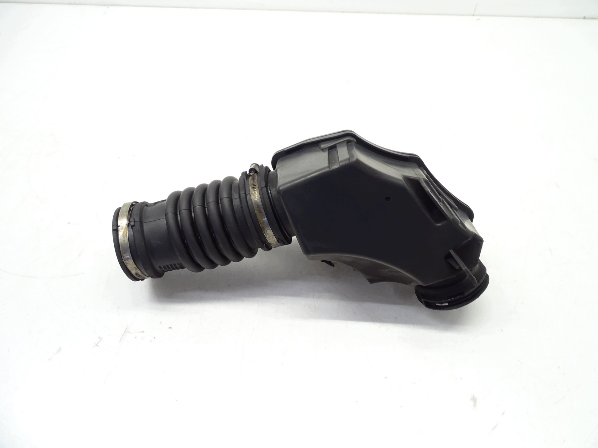 rohr luft DOLOT VOLVO XC40 32336631