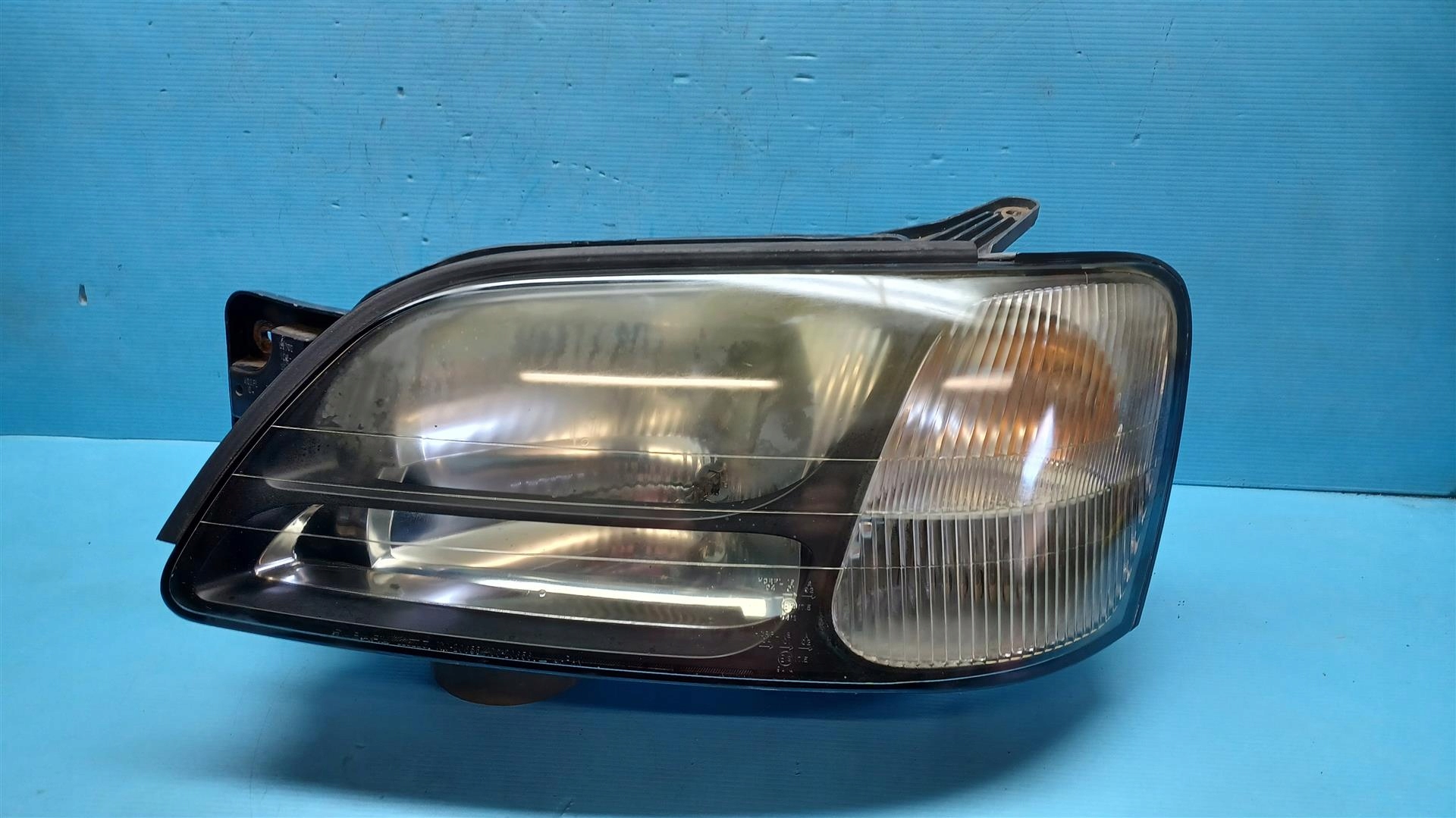 Subaru Legacy III 98- Фара Ліва Перед EU