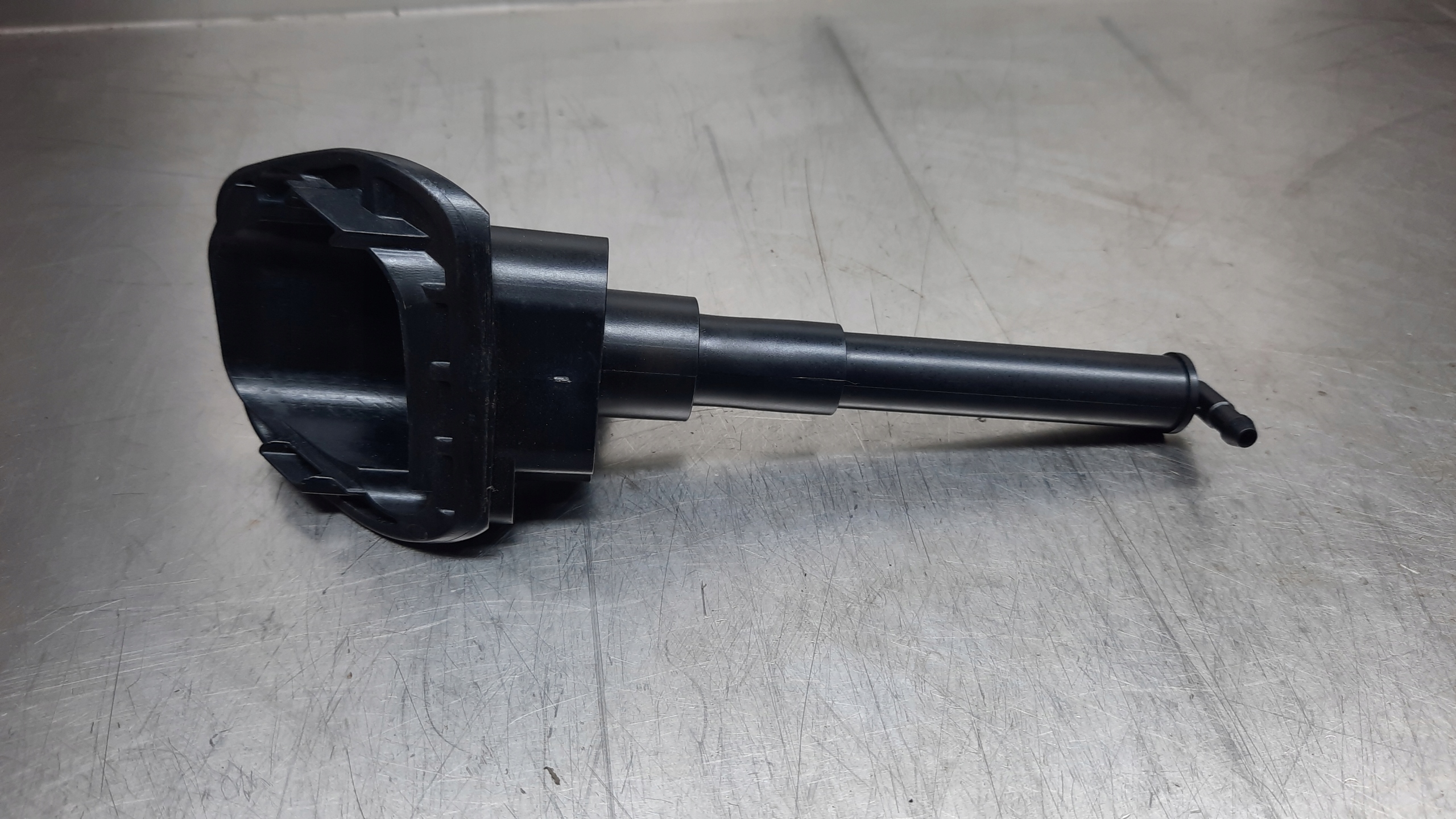 SPRYSKIWACZ REFLEKTORA LEWA VOLVO XC90 LIFT 07-14R