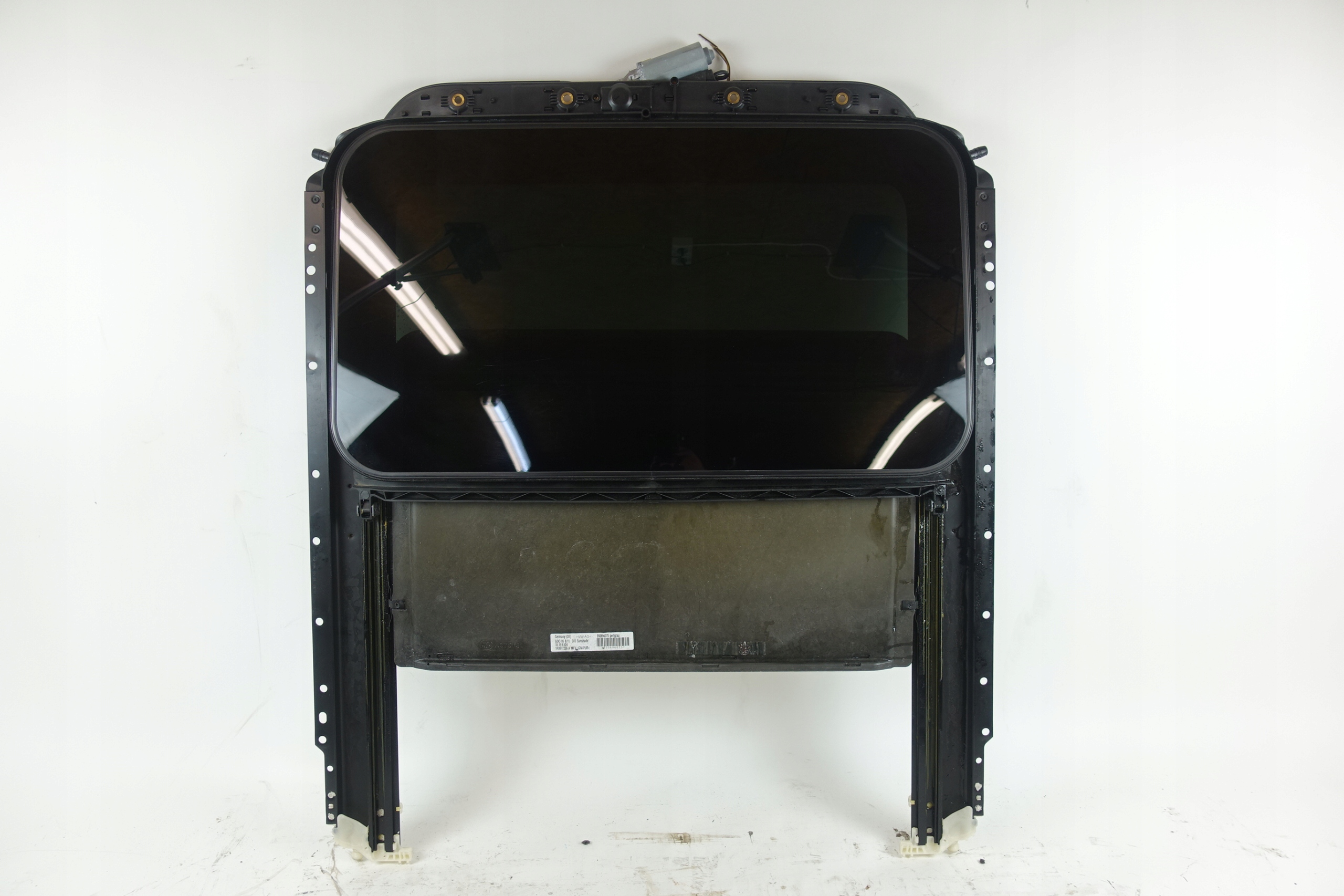 VW Passat B7 люк на крыше 950697115