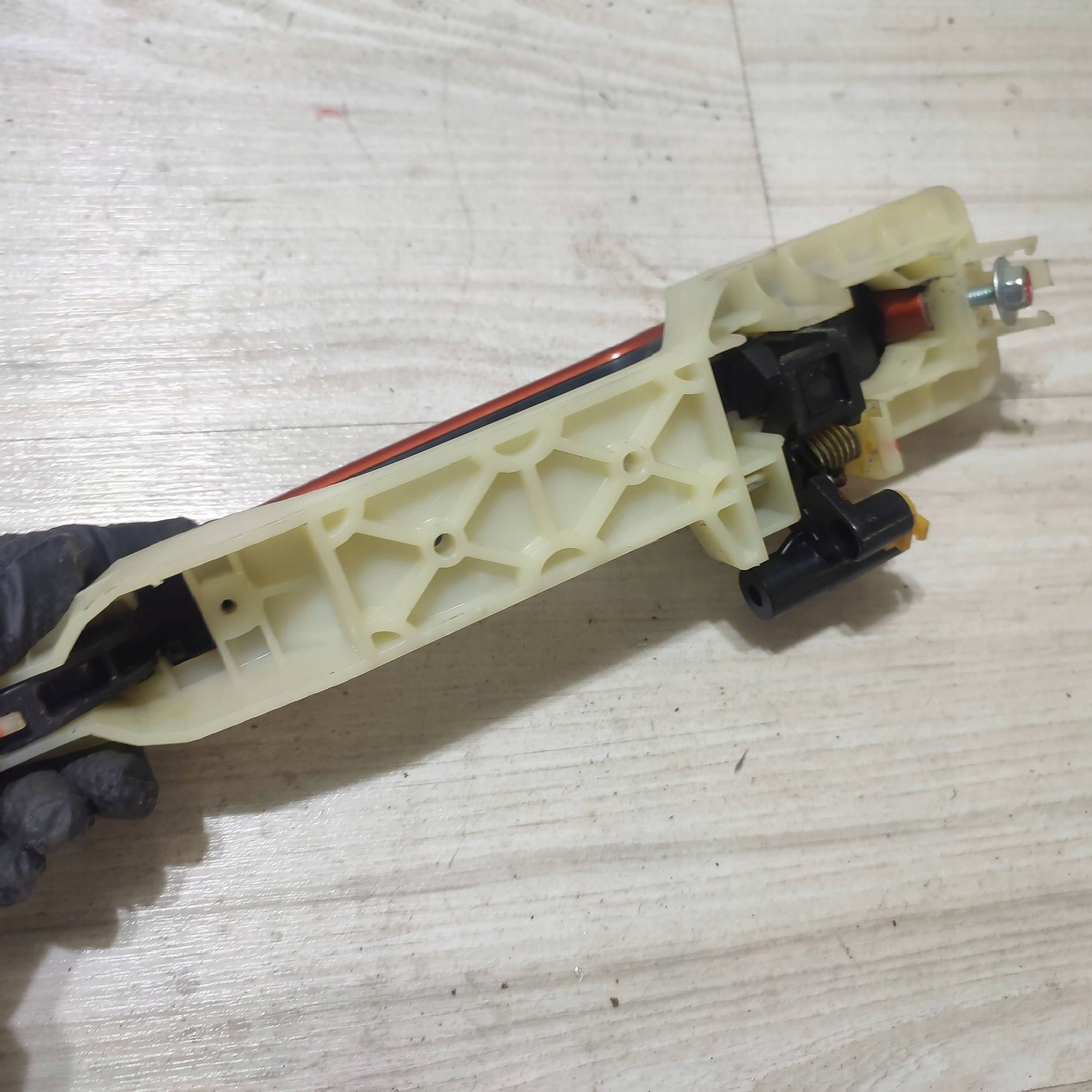 handle exterior rear rear part left SsangYong Korando
