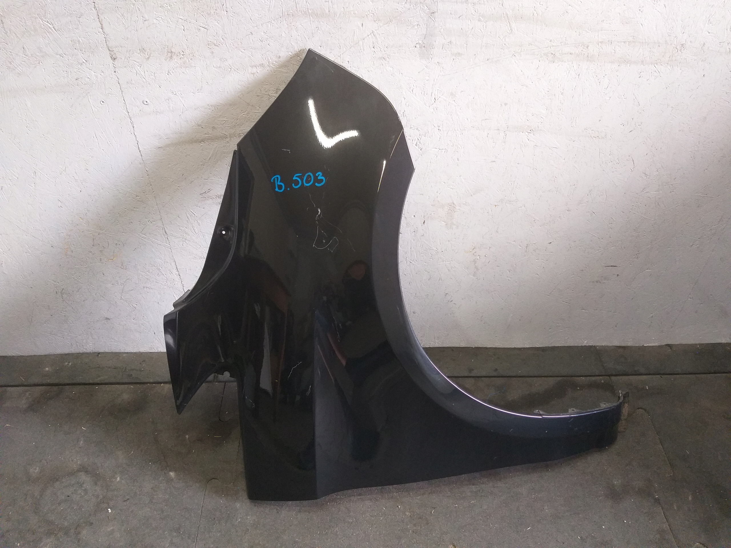 FENDER FRONT RIGHT MERCEDES V KLASA W447