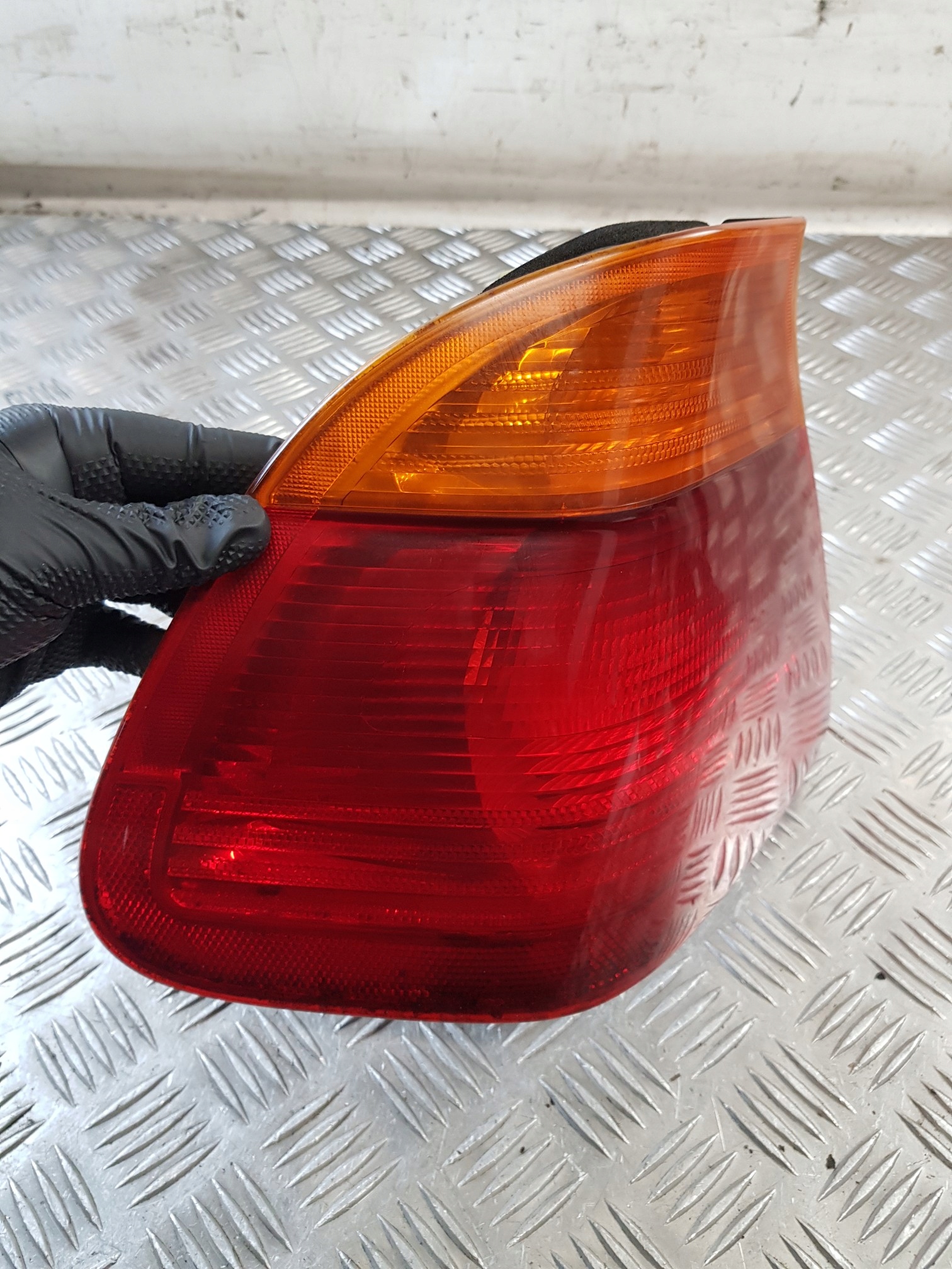 light left rear part W fender 8364921 BMW E46 sedan 98R