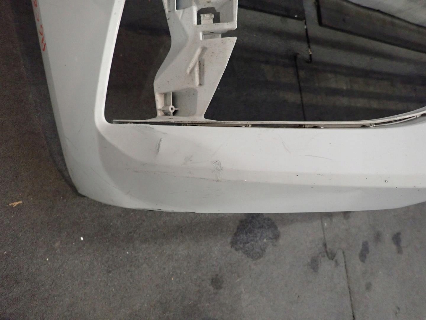 STOSSSTANGE VORNE VORNE AUDI A6 C8 2018- 4K0807437