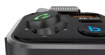 Transmiter samochodowy Transmiter Bluetooth FM Ładowarka 3xUSB Adapter Funkcje ładowarka USB zestaw głośnomówiący