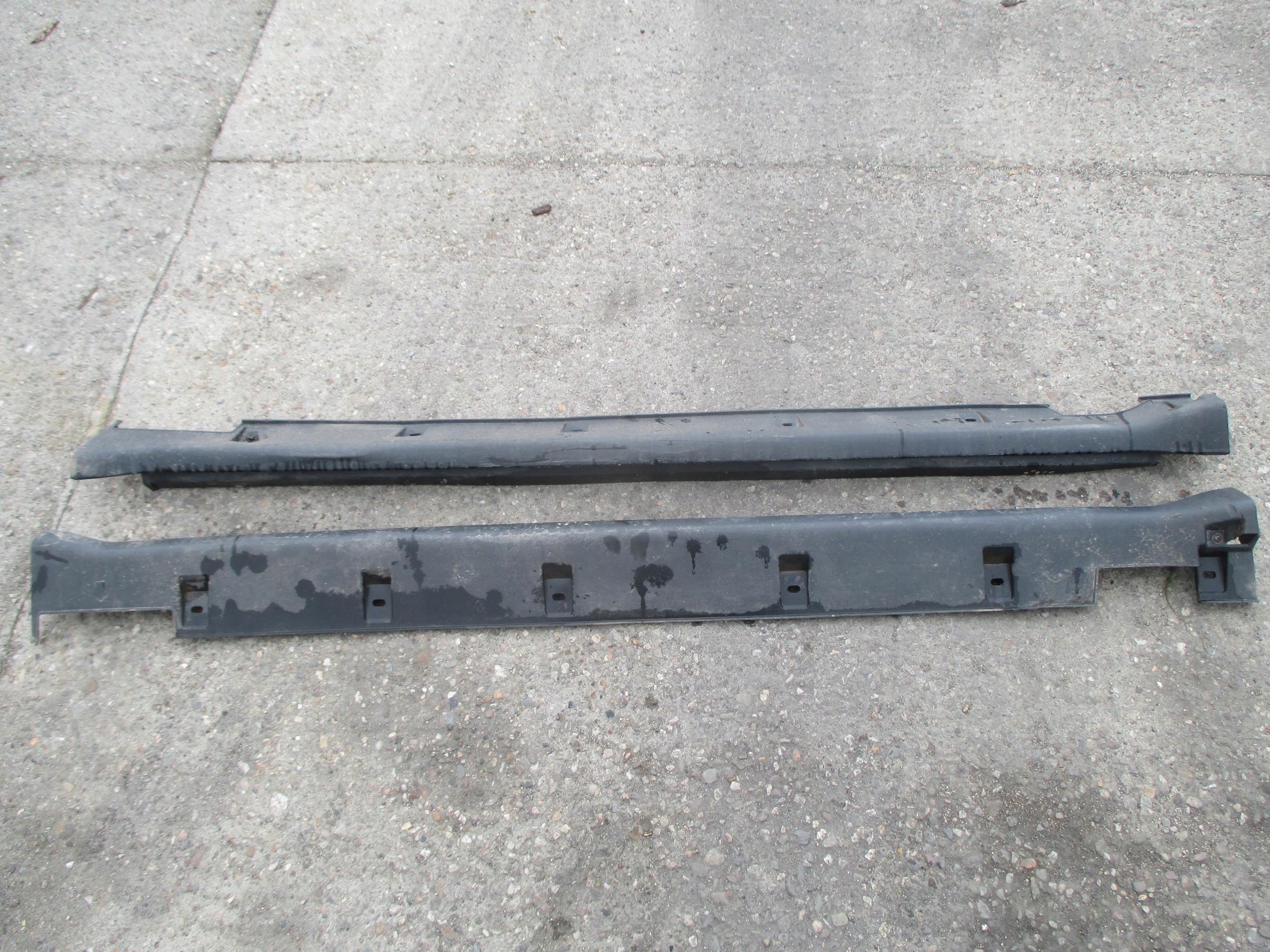 HONDA CRV 2 II 01-06 LISTWA PROGOWA