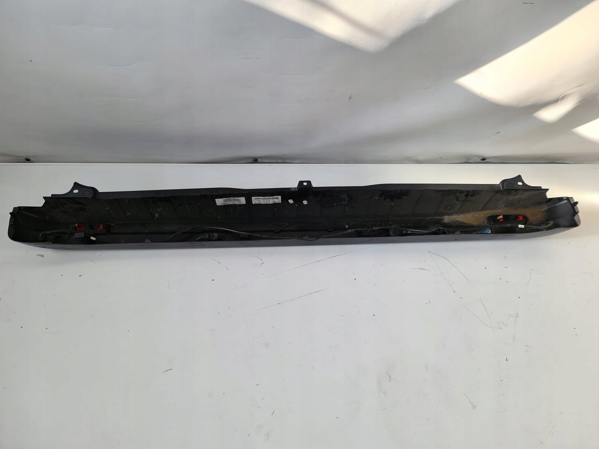 ZDERZAK TYLNY TRAFIC III VIVARO B TALENTO Producent części Renault OE