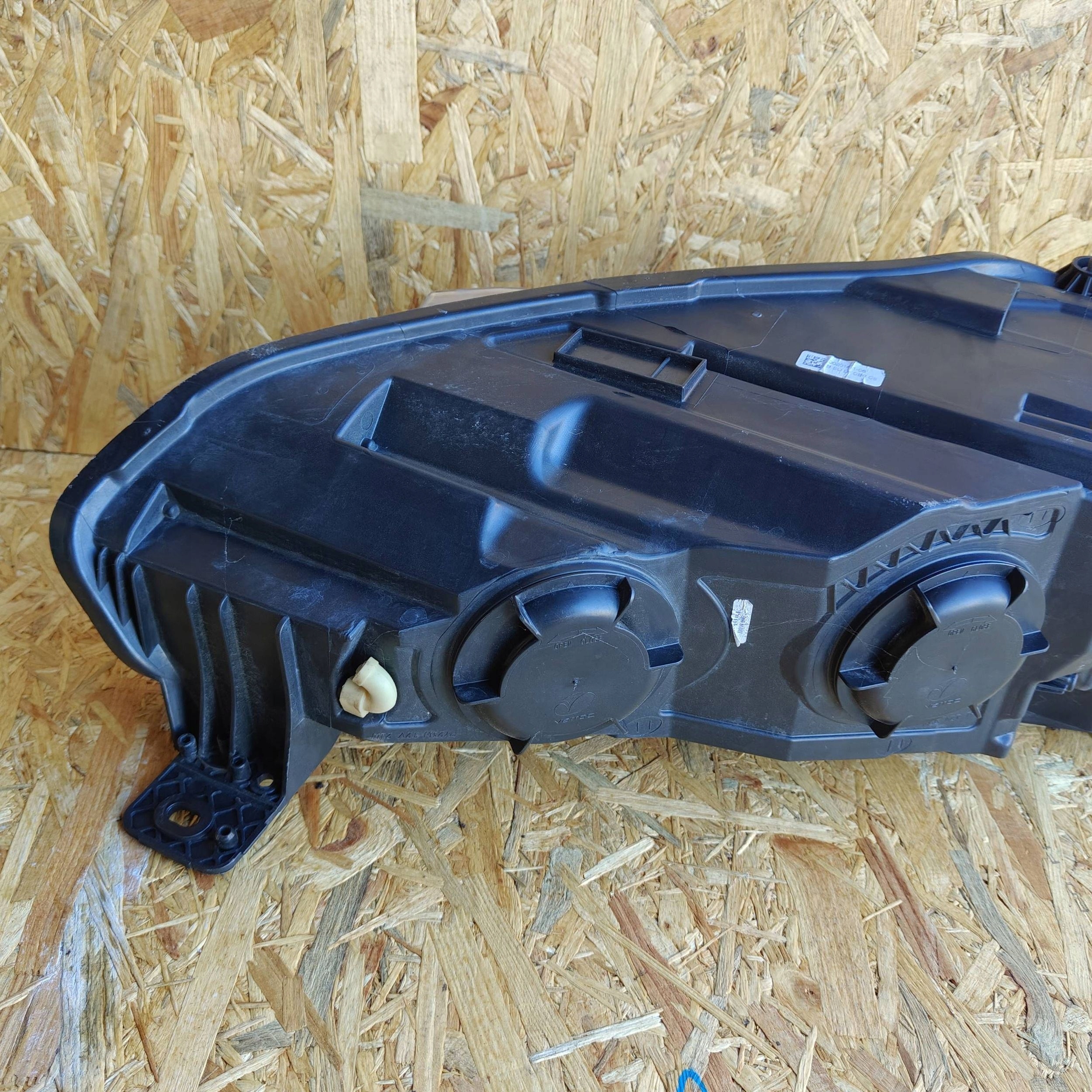 Reflektor předek strana levá Ford Focus JX7B13W030CE