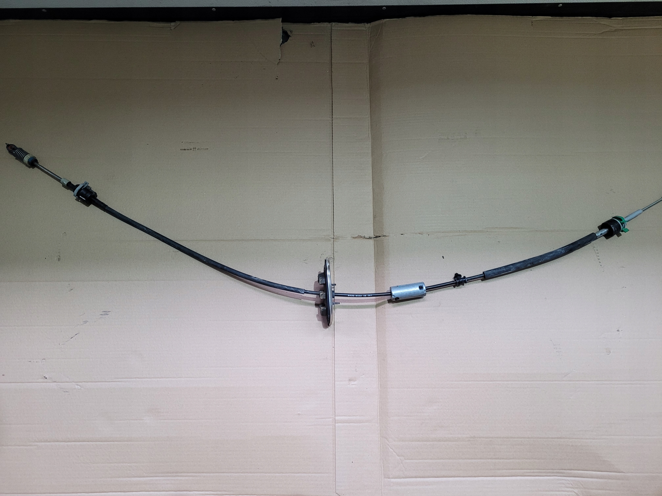 84308113 - Трос перемикання передач Автомат Opel Insignia B