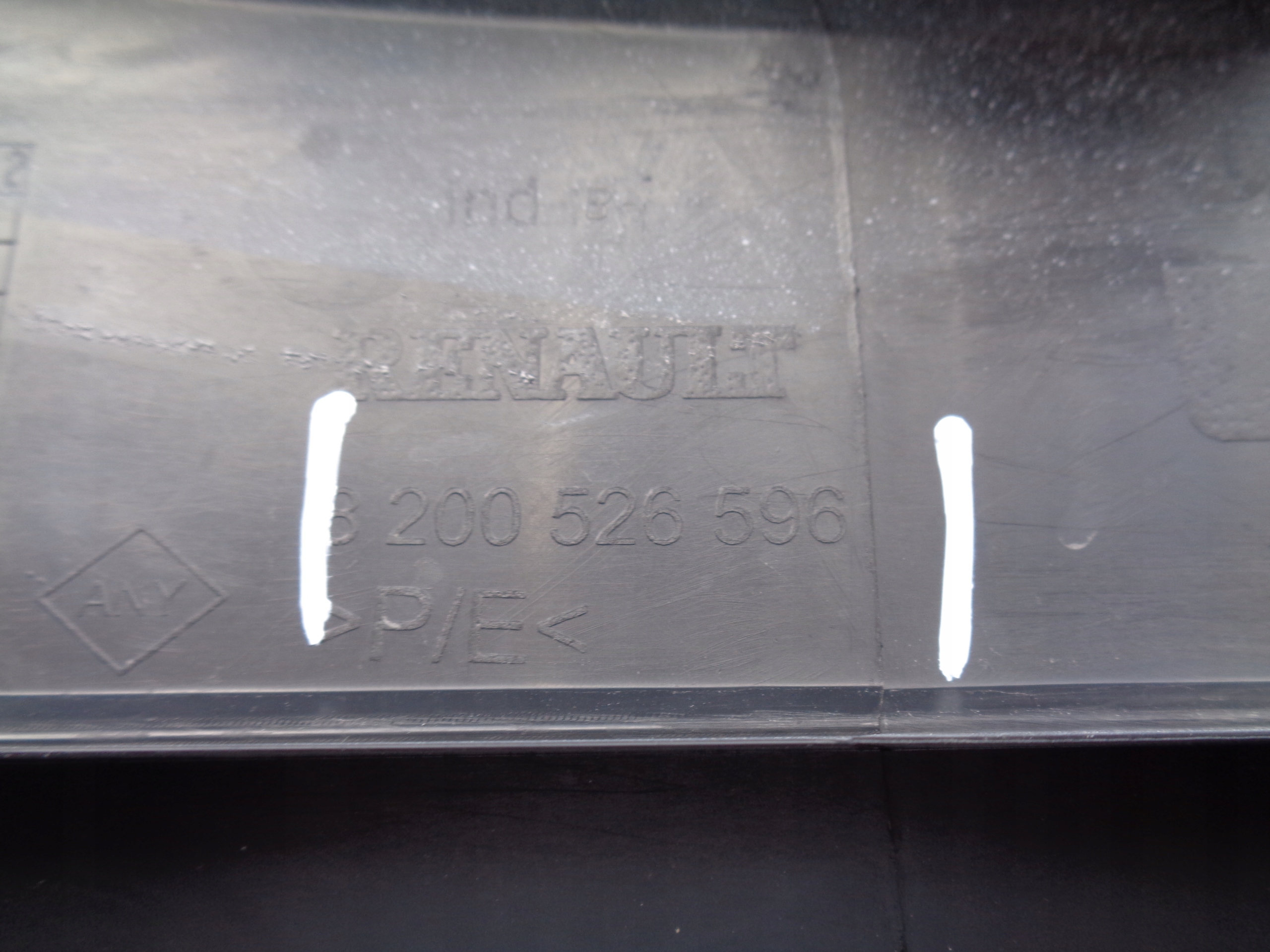 NO-WY-- front bumper DACIA SANDERO 08-12 NR 41194