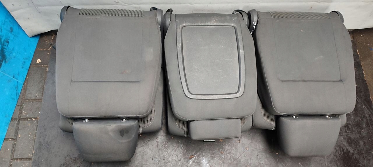 Sitz heck hinten mitte VW Touran 2,0 TDI DSG