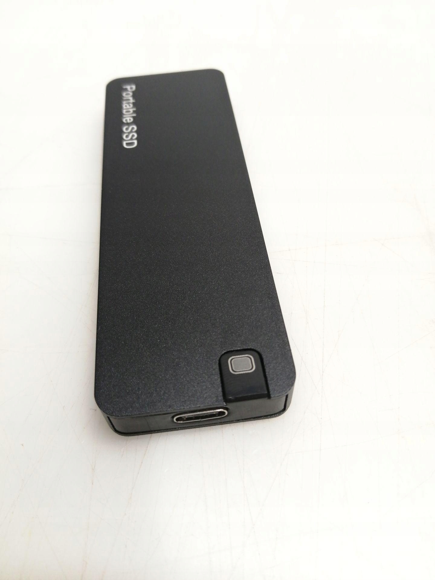 ZEWNĘTRZNY DYSK TWARDY ZERKAR 2TB USB 3.0-2.5" PRZENOŚNY Model 1