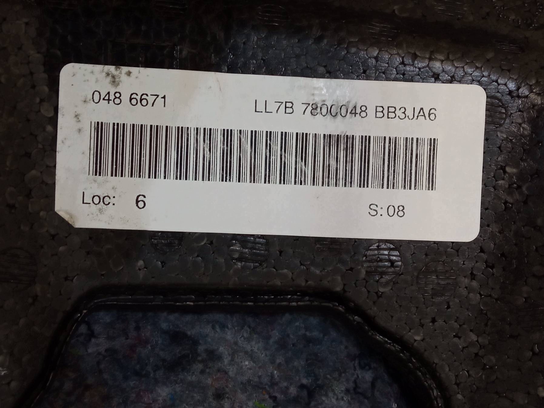koberce vnitra předek LL7B7800048BBJA6 Lincoln Navigator IV (2017-24)