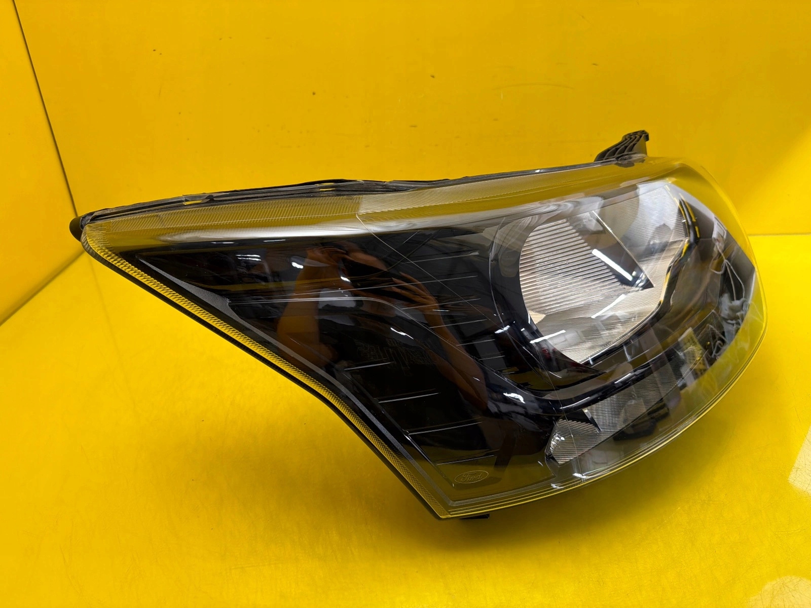 light right front Ford Transit MK8 Lift 19- GK31-13W029-BC