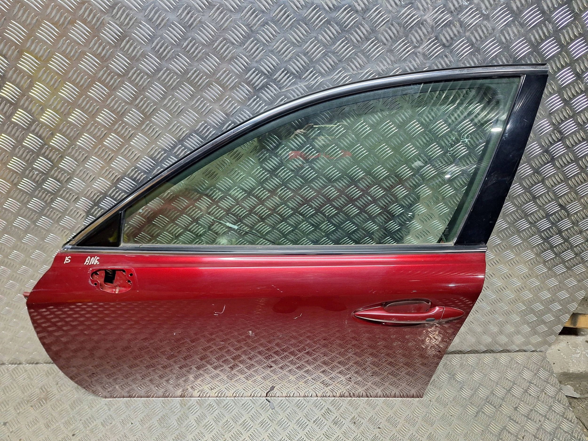 door left front LEXUS IS II 05-13 complete