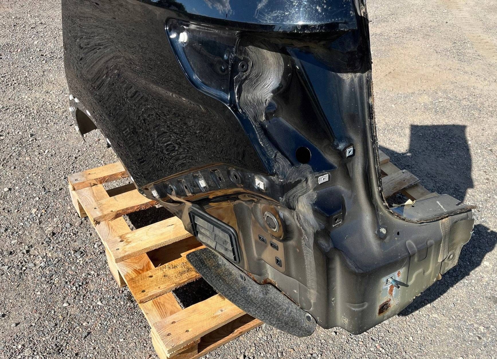 quarter rear left fender left rear part rear Ford Explorer V 2011-2019