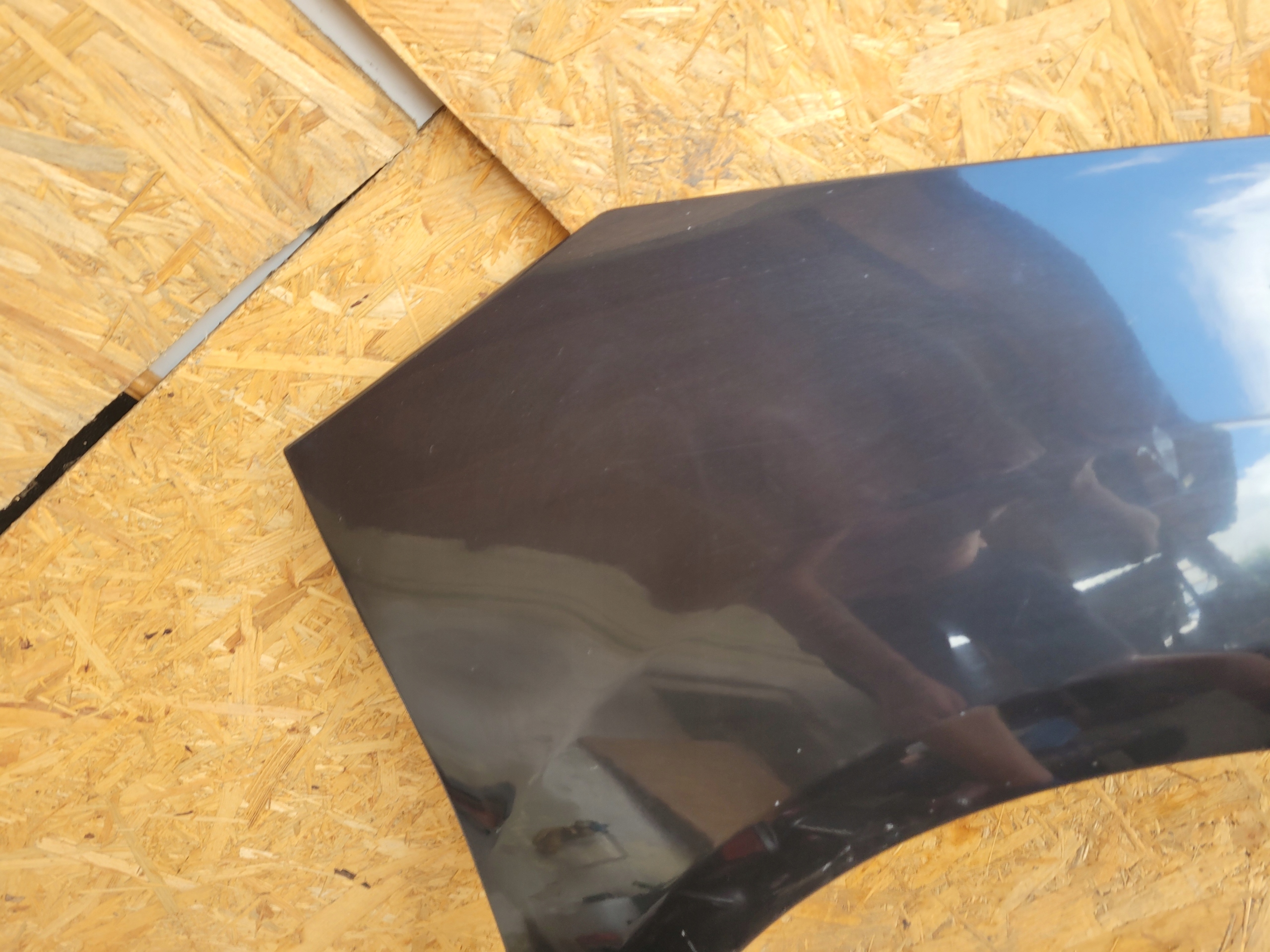 fender front front right CITROEN C3 II DS3 and