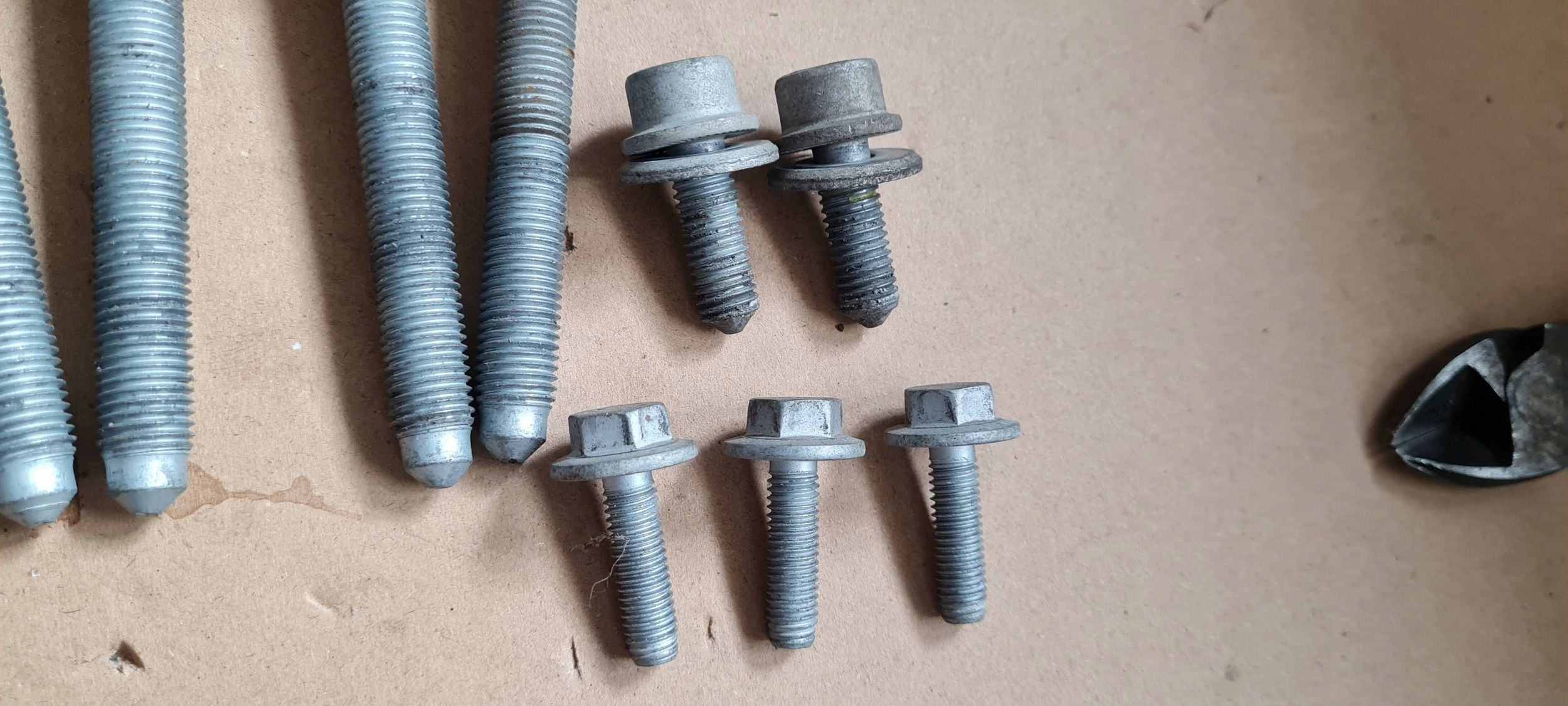 A5 8W S5 LIFT screws springing SANEK axle beam front KOLYSKI siders A4 B9 8W