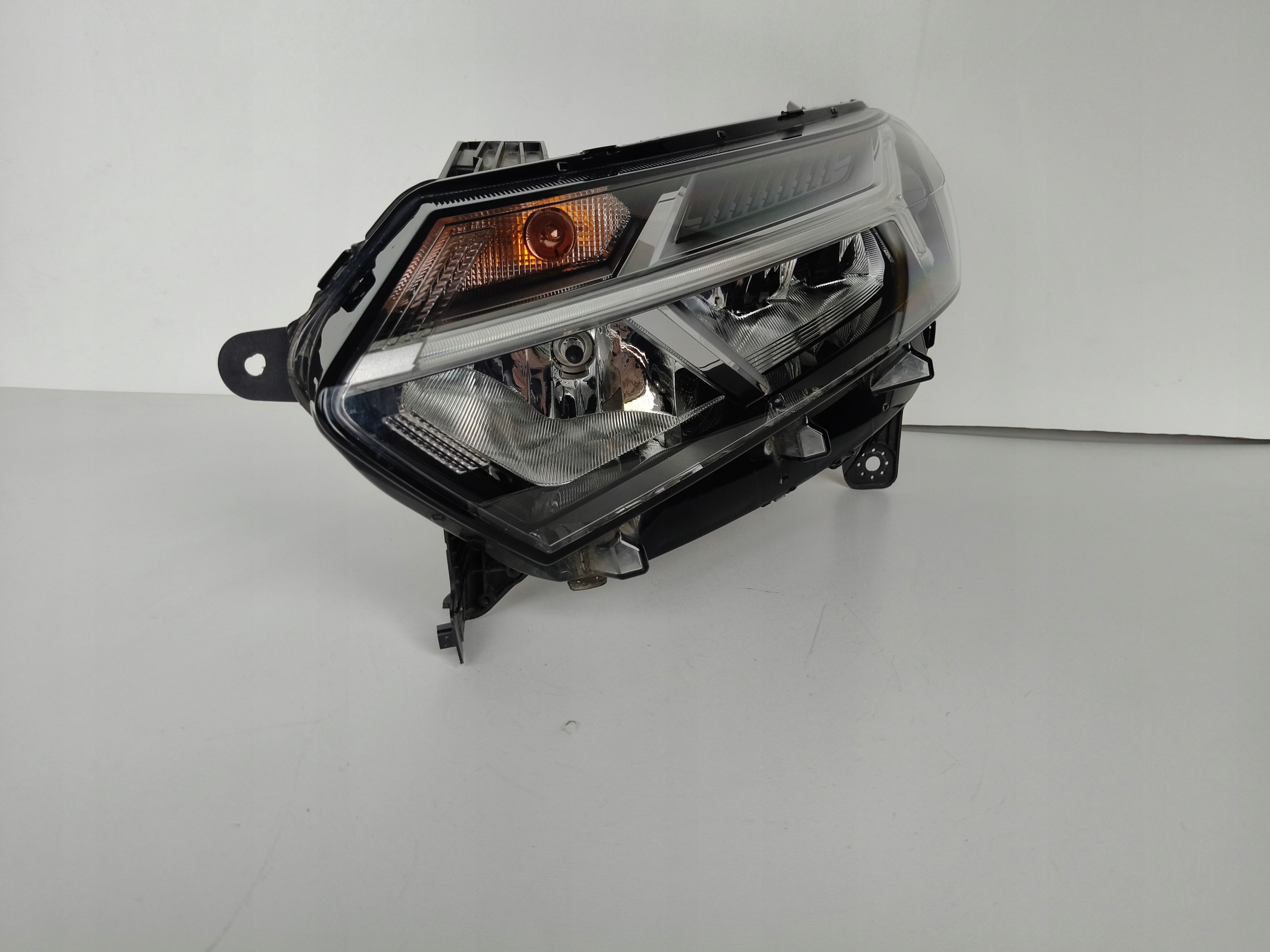 light left REFLEKTOR DACIA SANDERO III 20- LOGAN JOGGER FULL LED